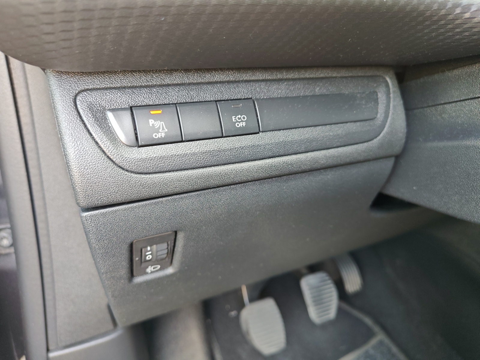 Peugeot 2008 24