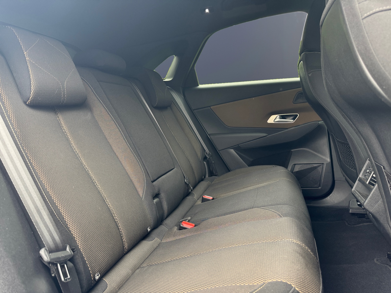 Ds Automobiles Ds 7 11