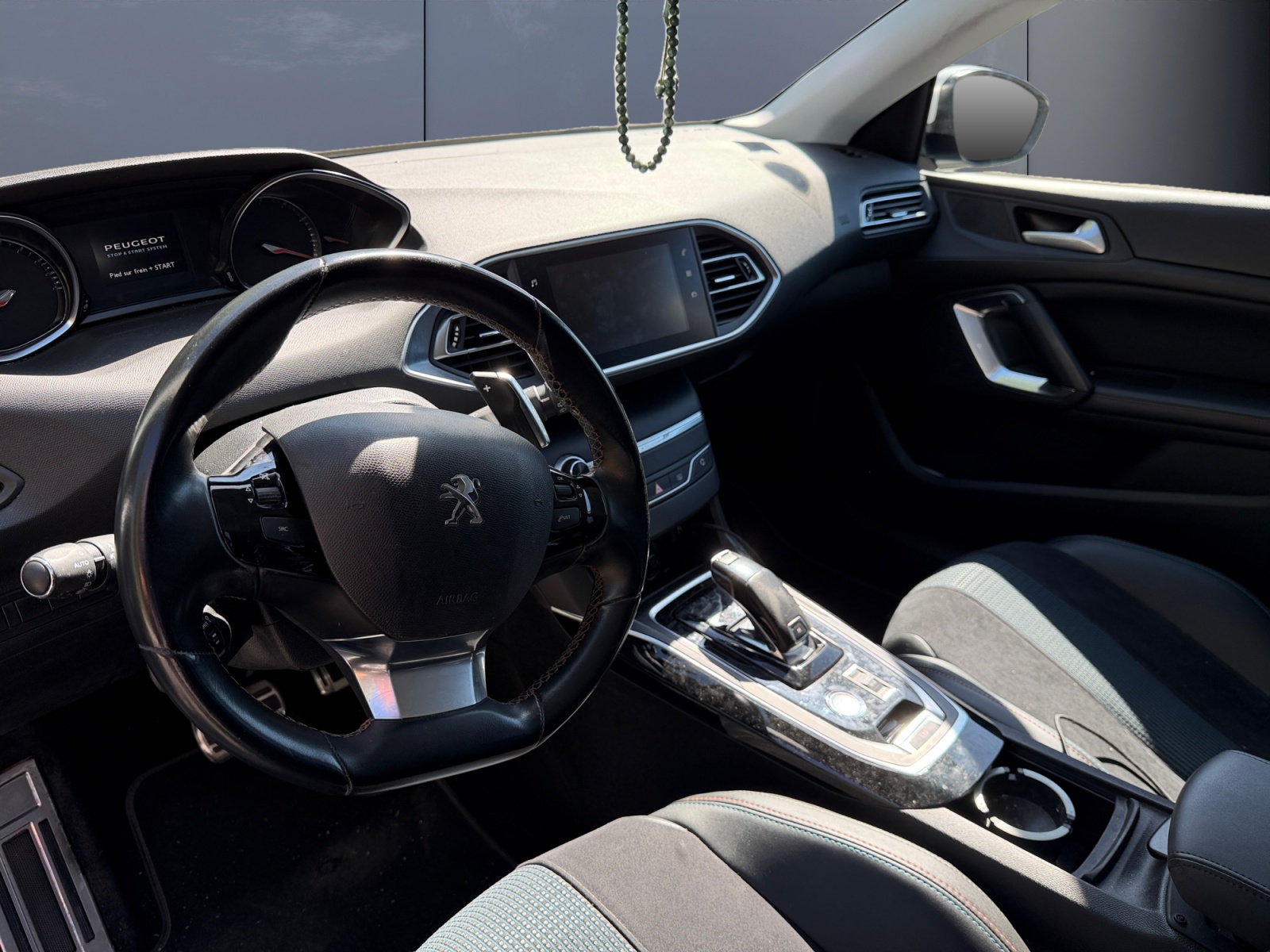 Peugeot 308 8