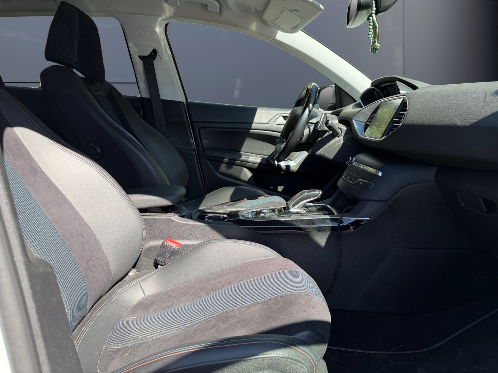 Peugeot 308 13
