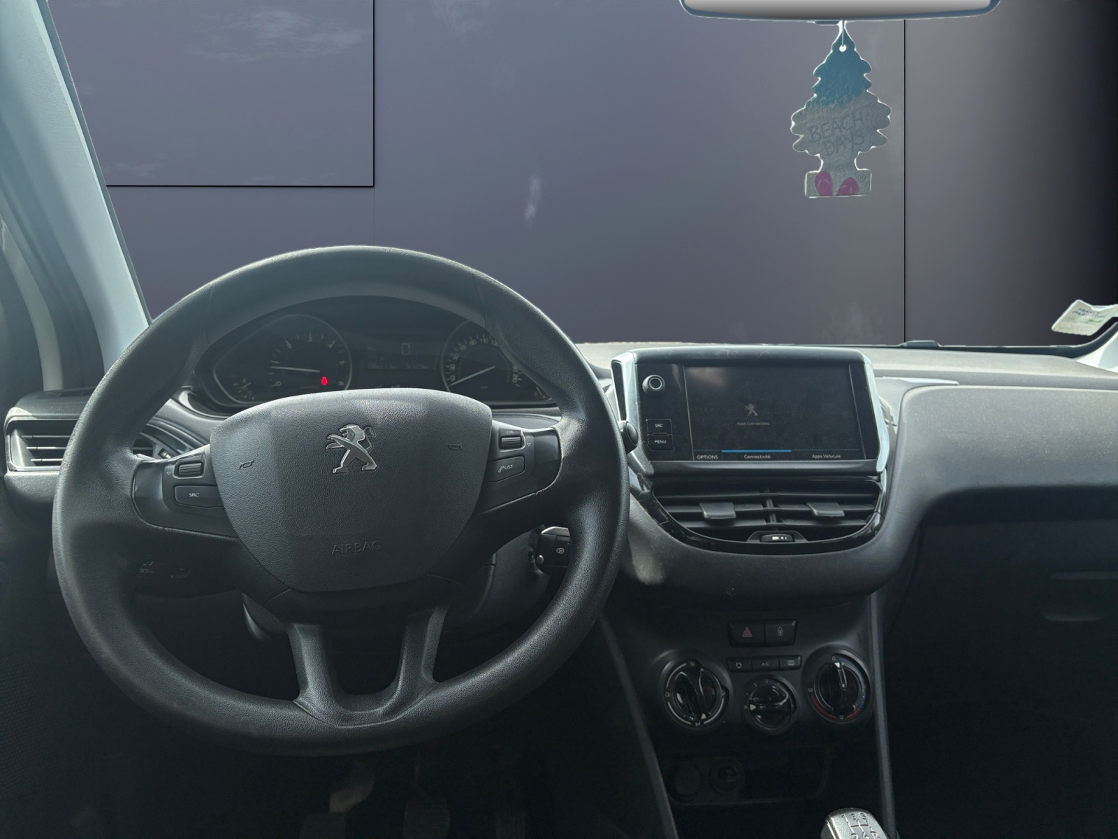 Peugeot 208 13