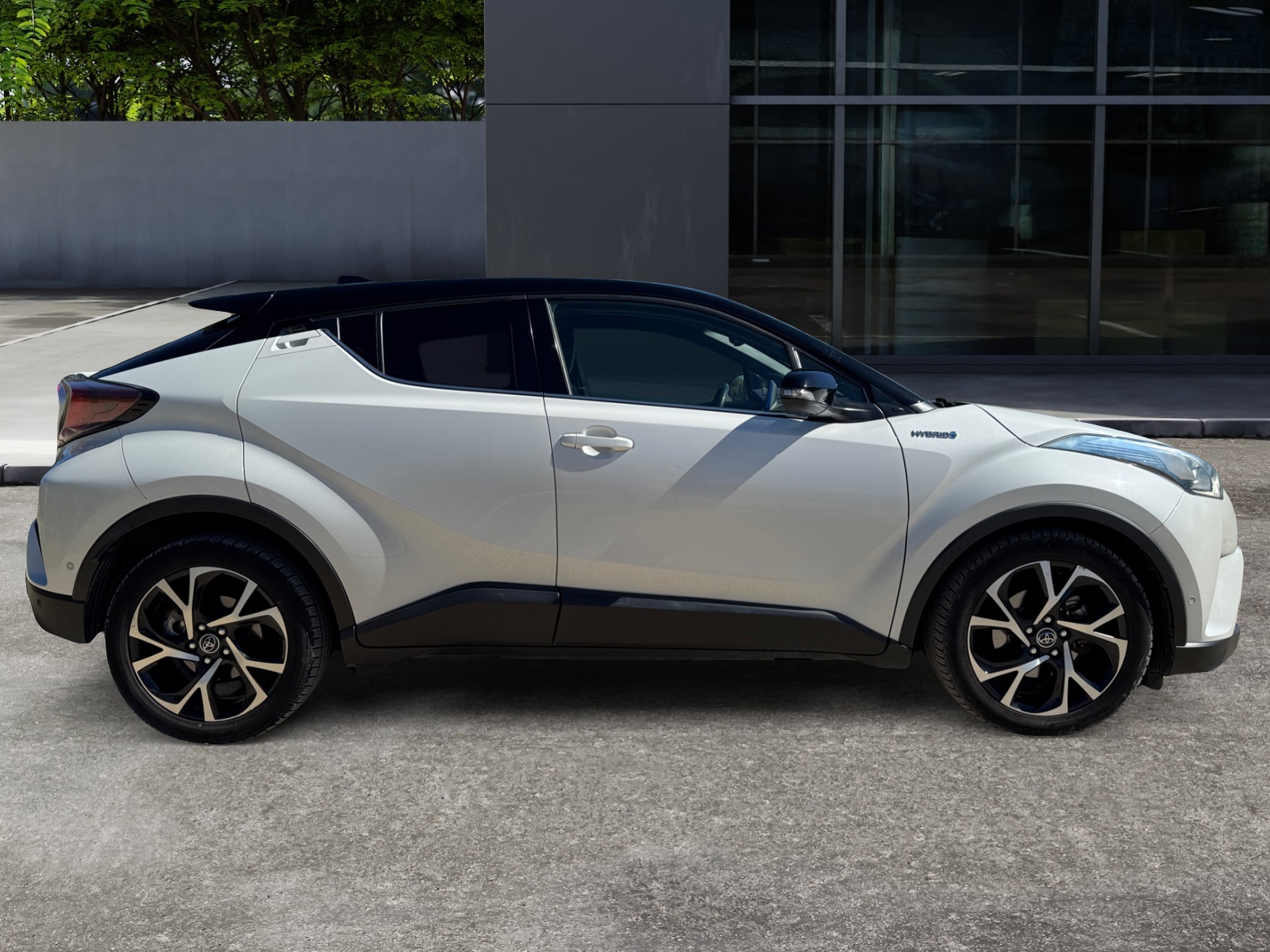 Toyota C-Hr 5