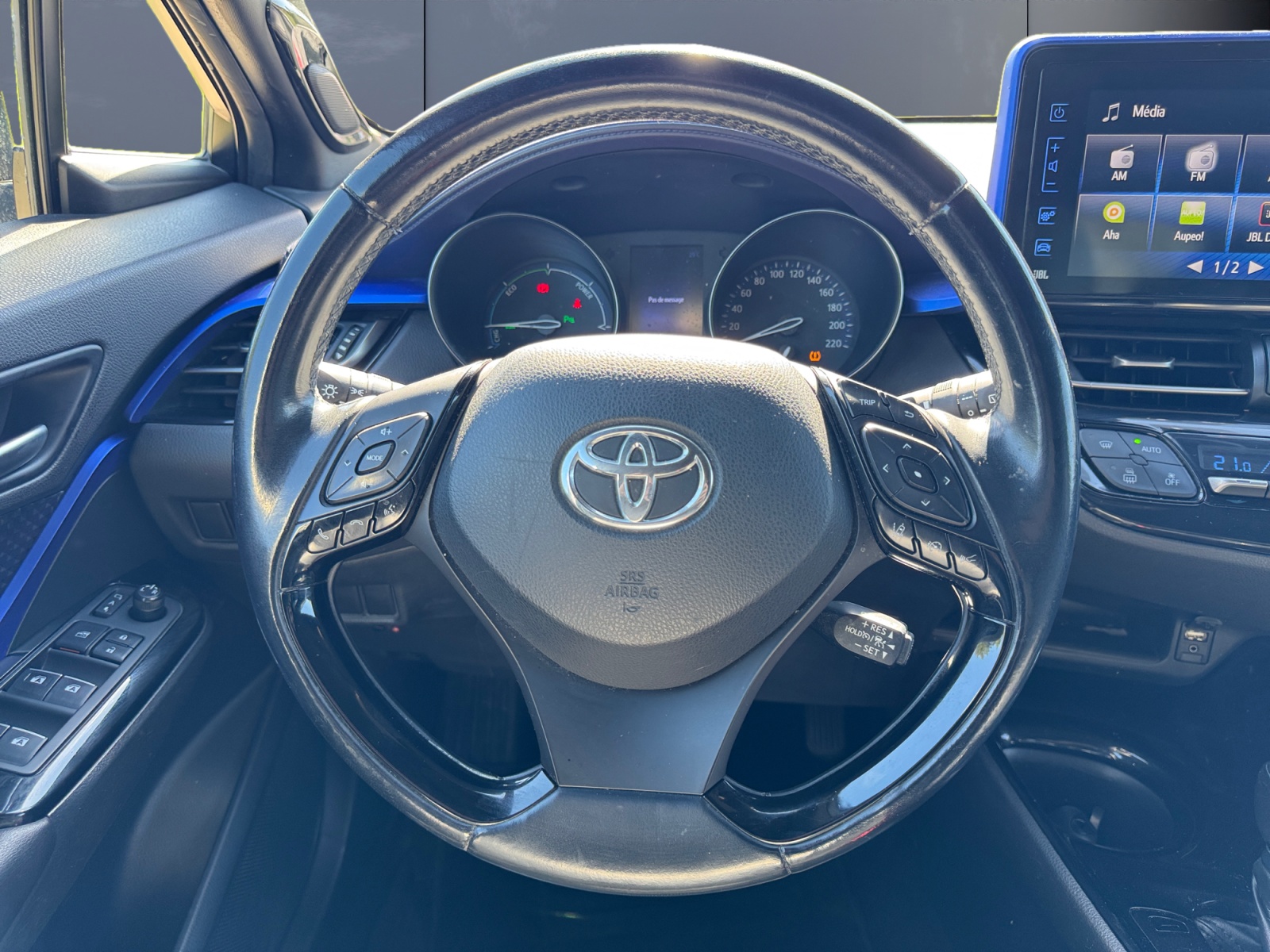 Toyota C-Hr 15