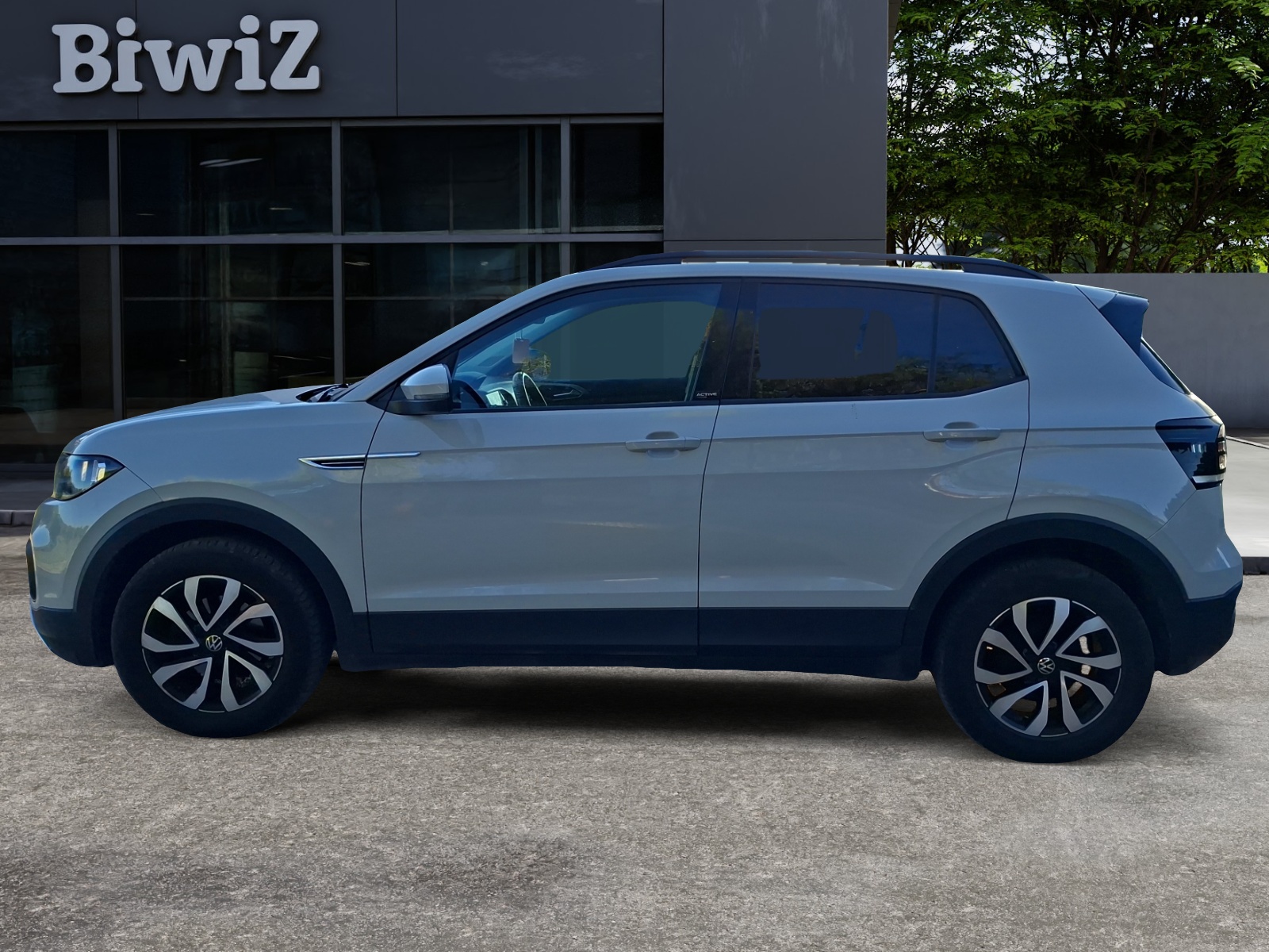 Volkswagen T-Cross 1