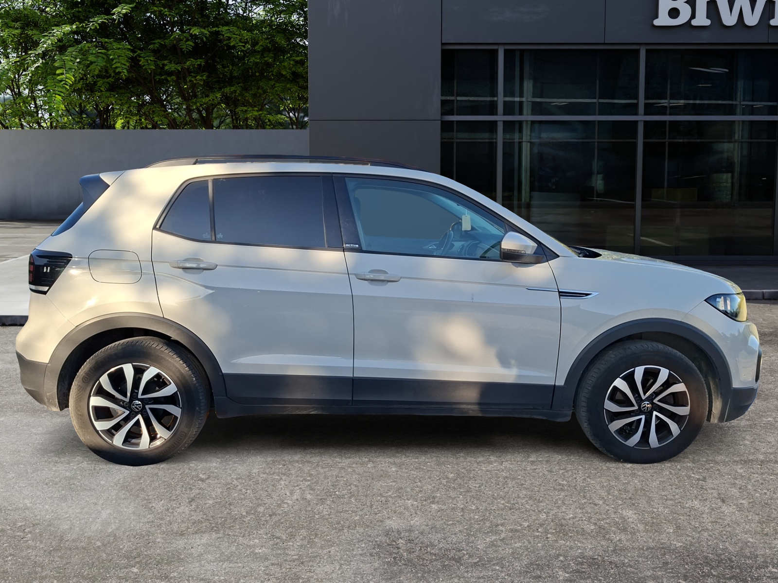 Volkswagen T-Cross 5