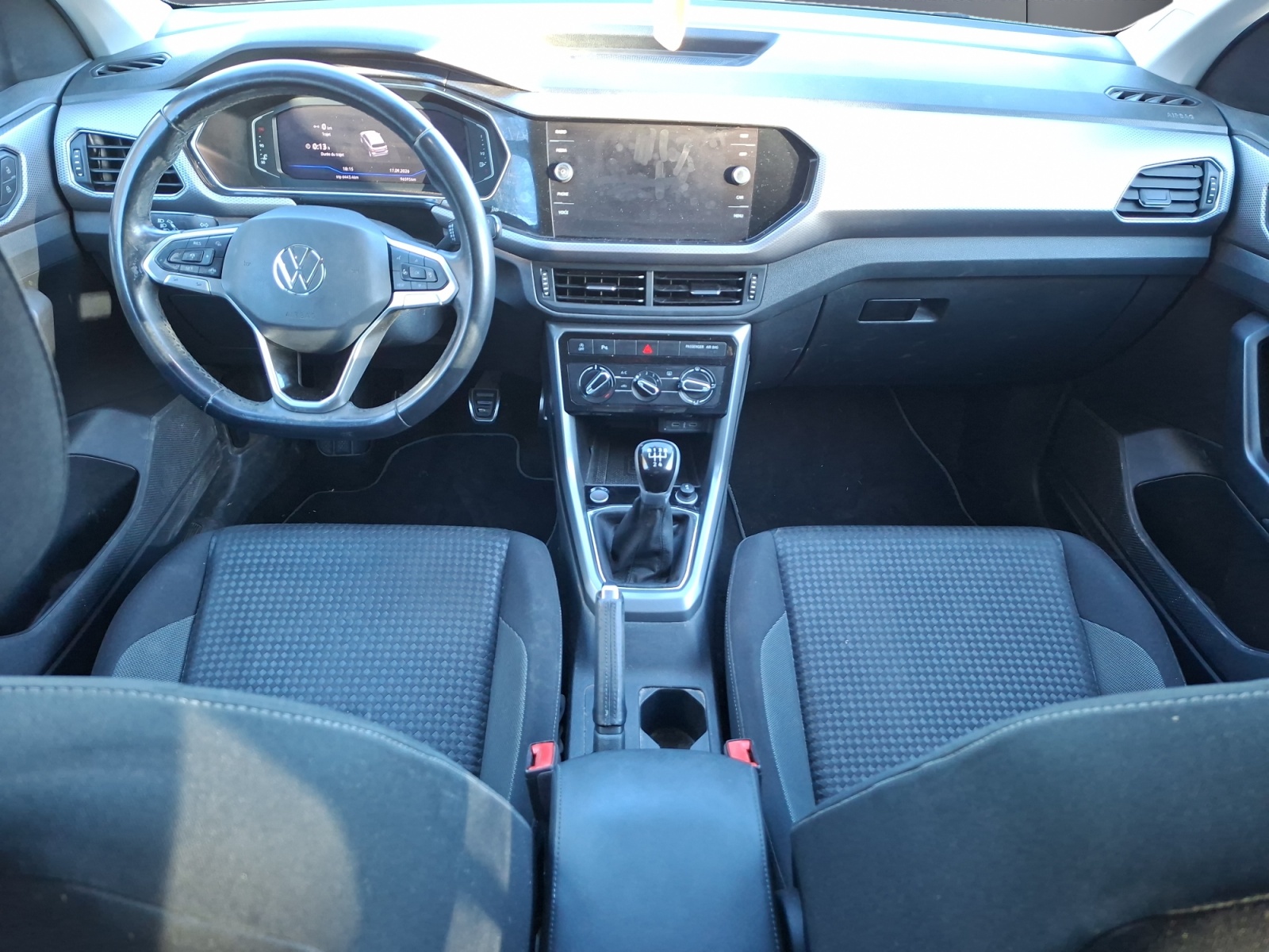 Volkswagen T-Cross 14
