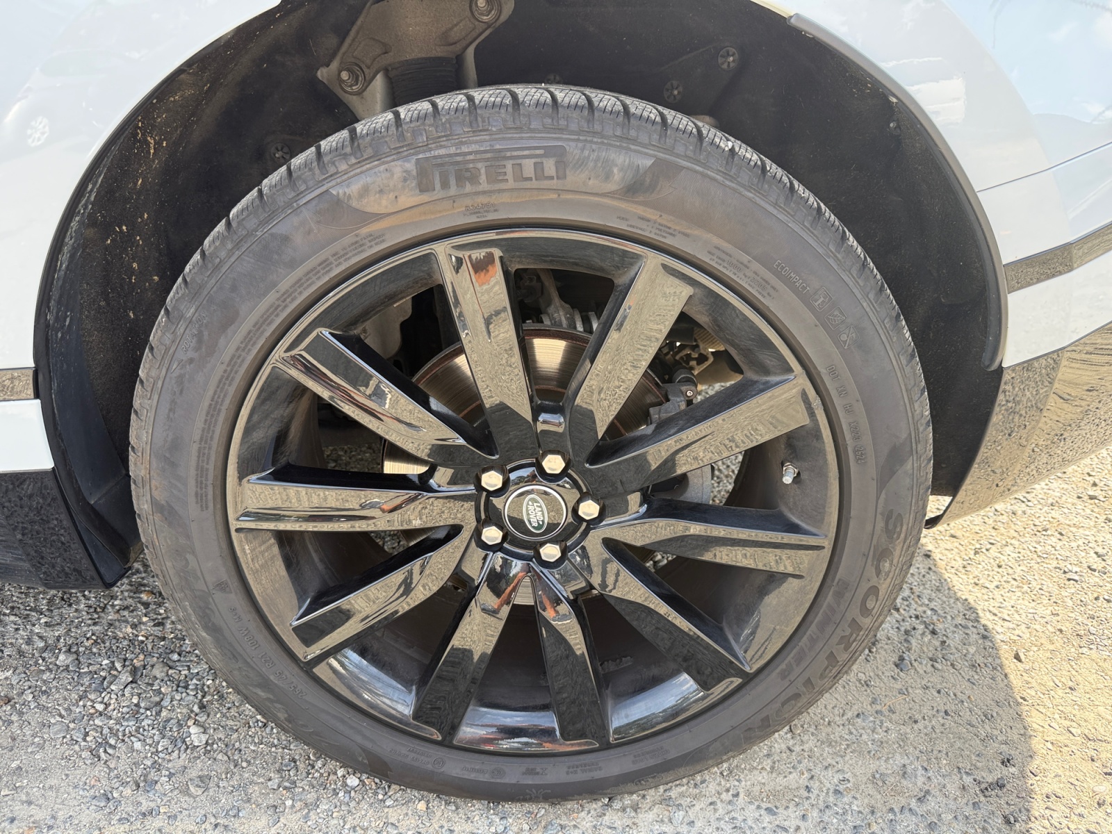 Land Rover Range Rover Velar 41