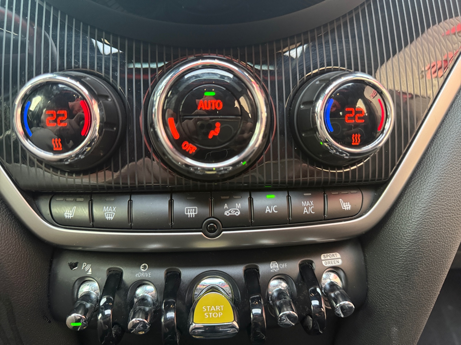 Mini Countryman 17