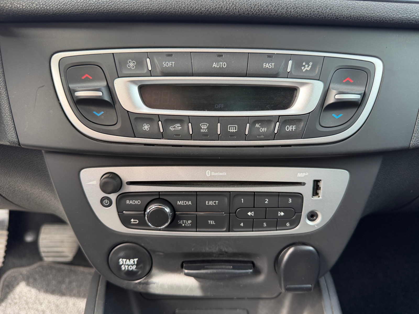 Renault Megane 21