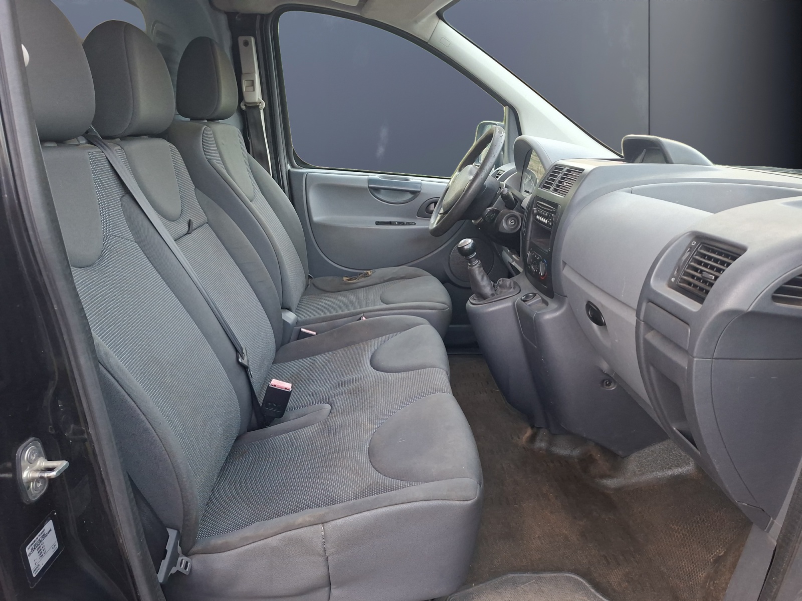 Peugeot Expert Vu 13