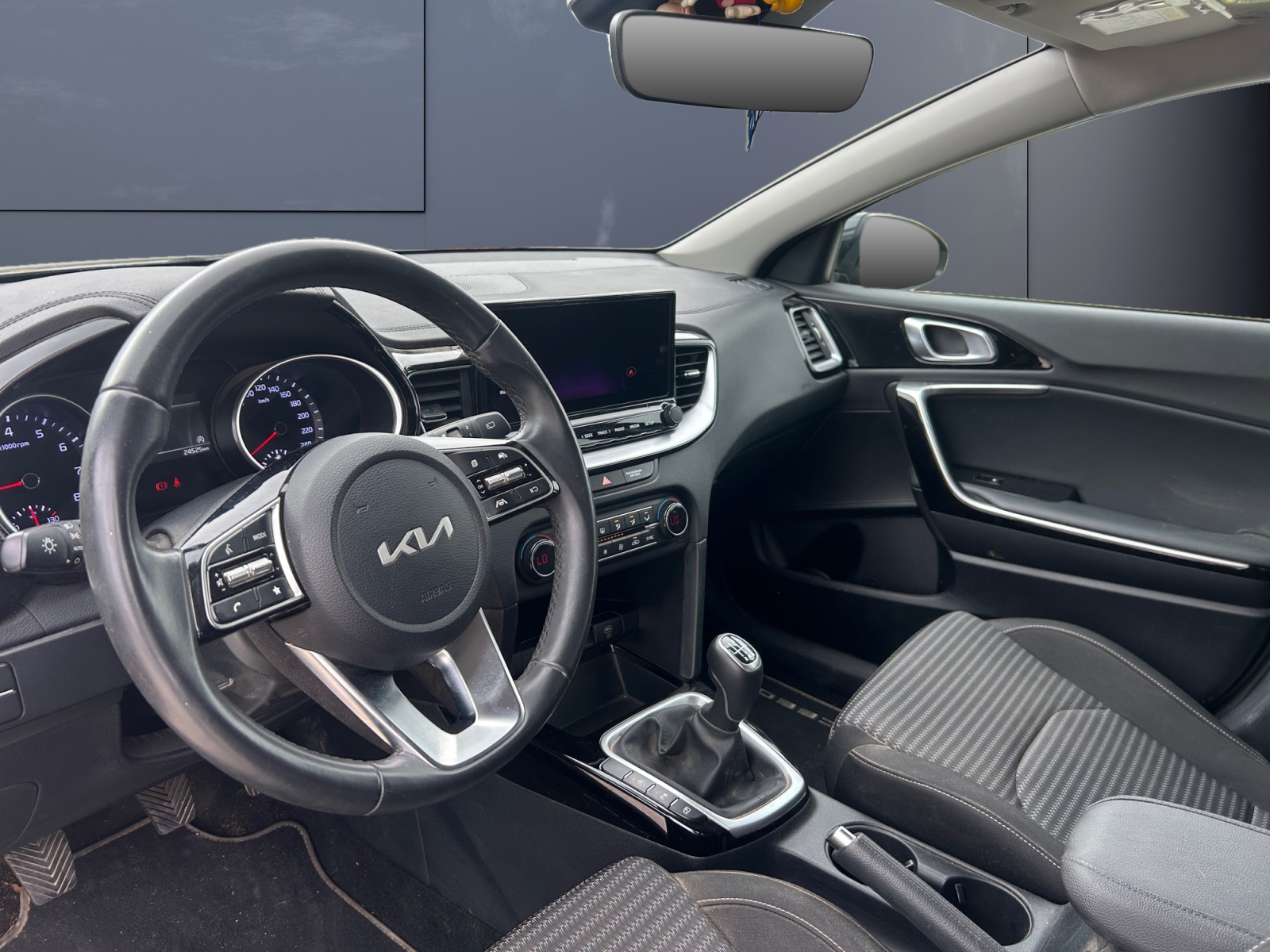 Kia Ceed 8