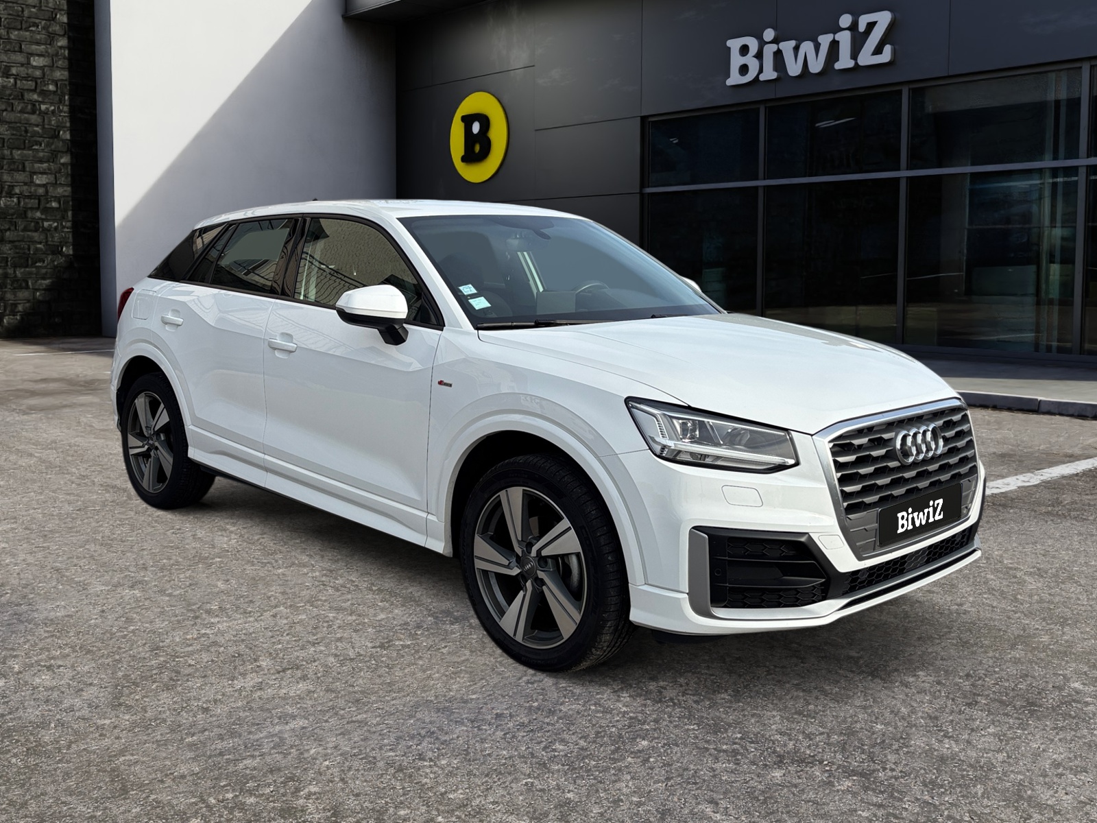 Audi Q2 6