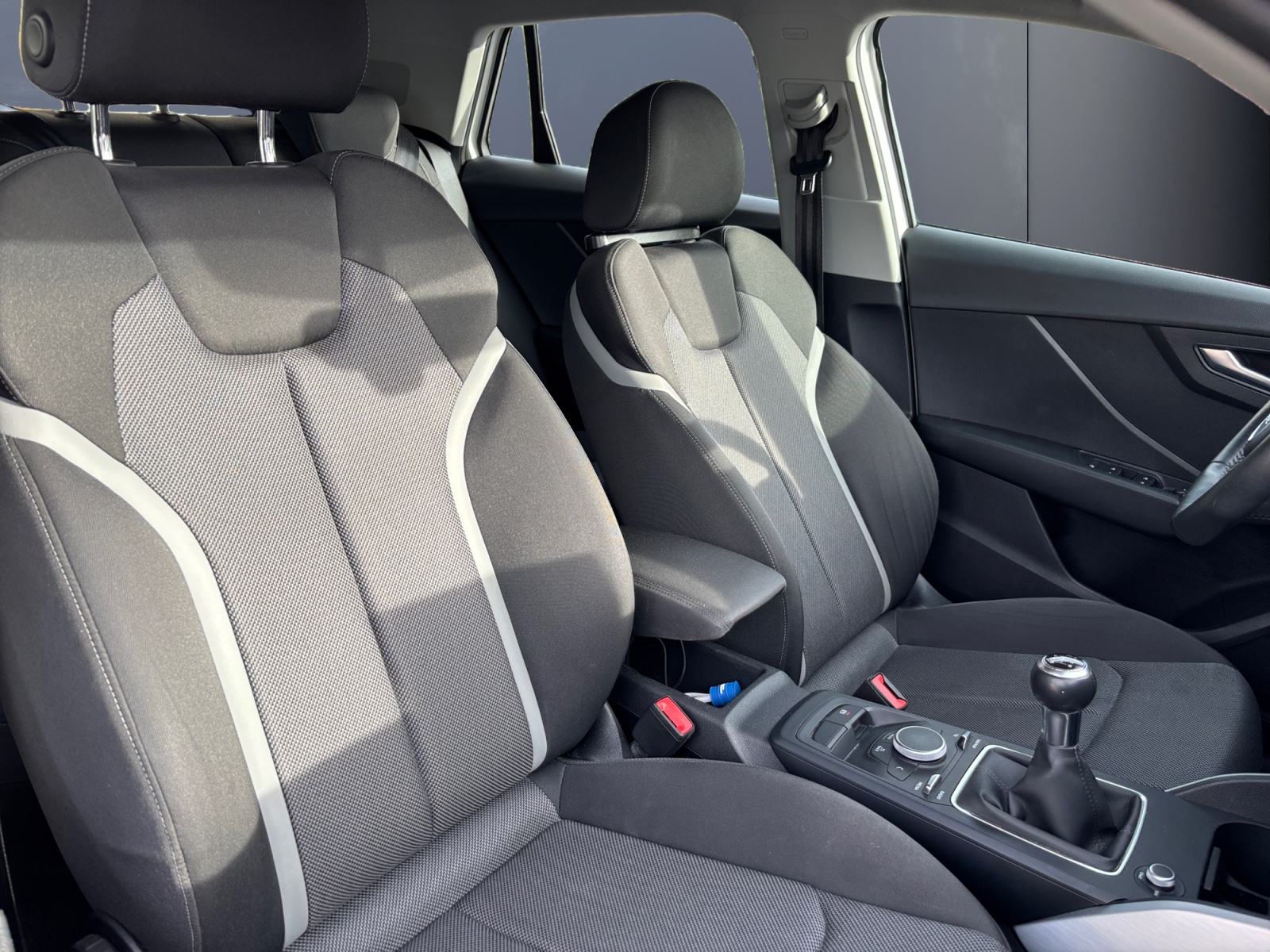 Audi Q2 13