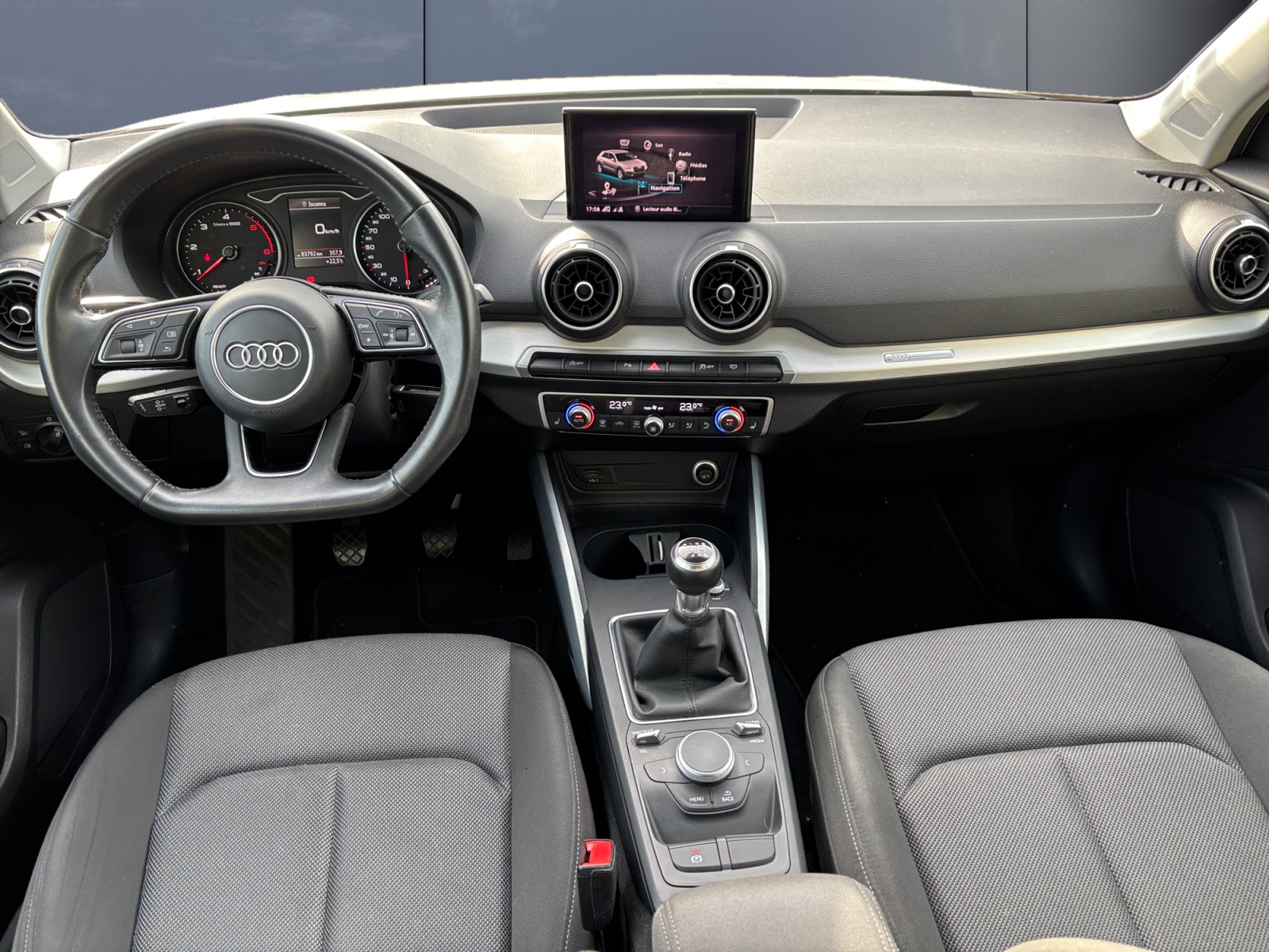 Audi Q2 14