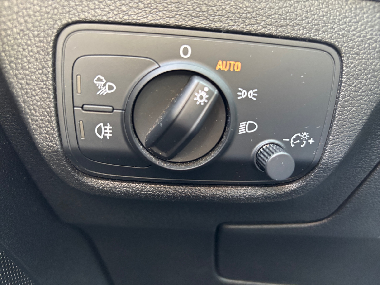 Audi Q2 18