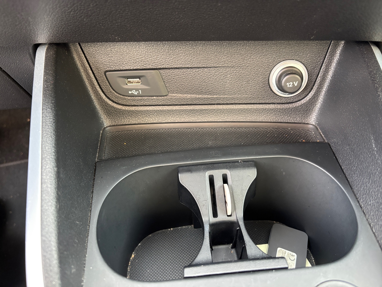 Audi Q2 25