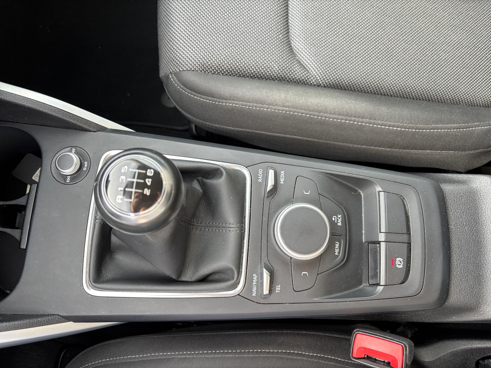 Audi Q2 26