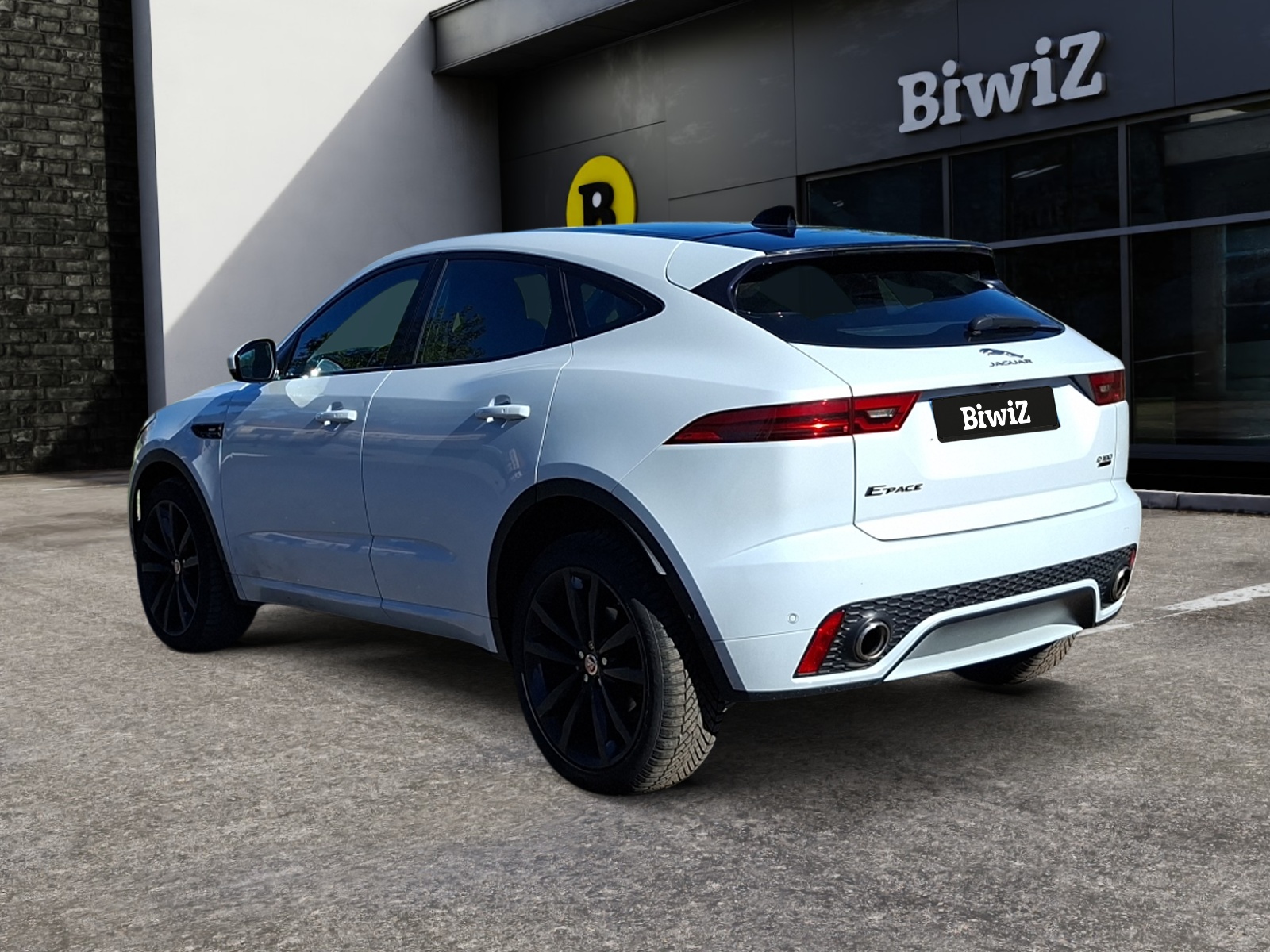 Jaguar E-Pace 2