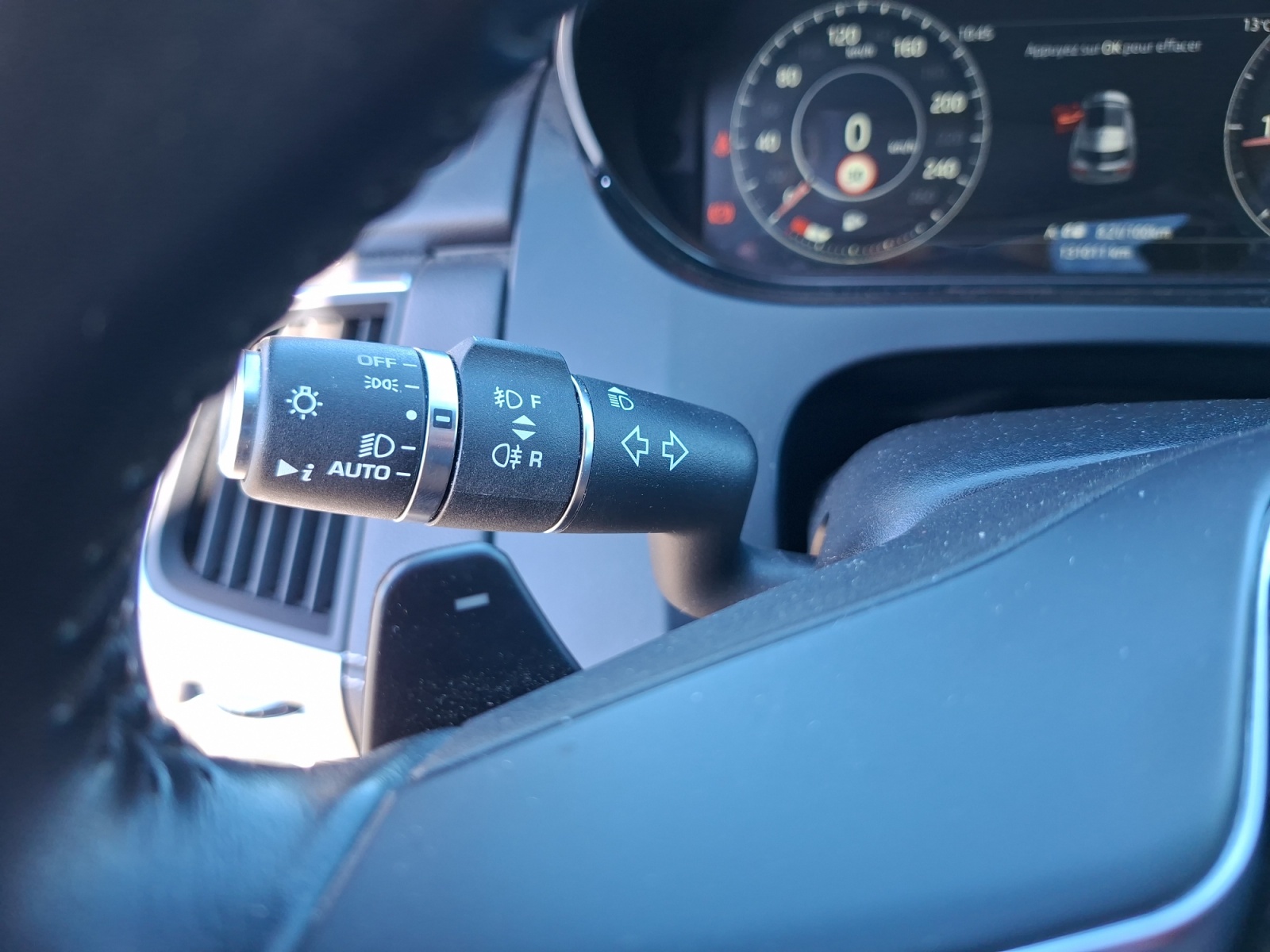 Jaguar E-Pace 27