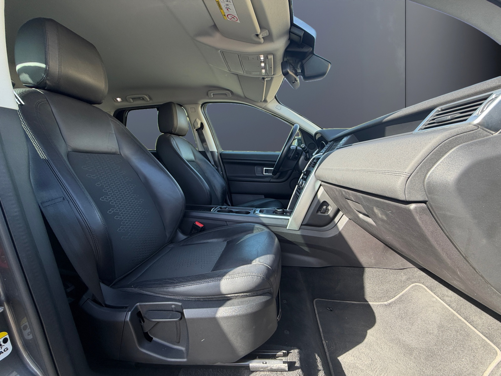 Land Rover Discovery Sport 13