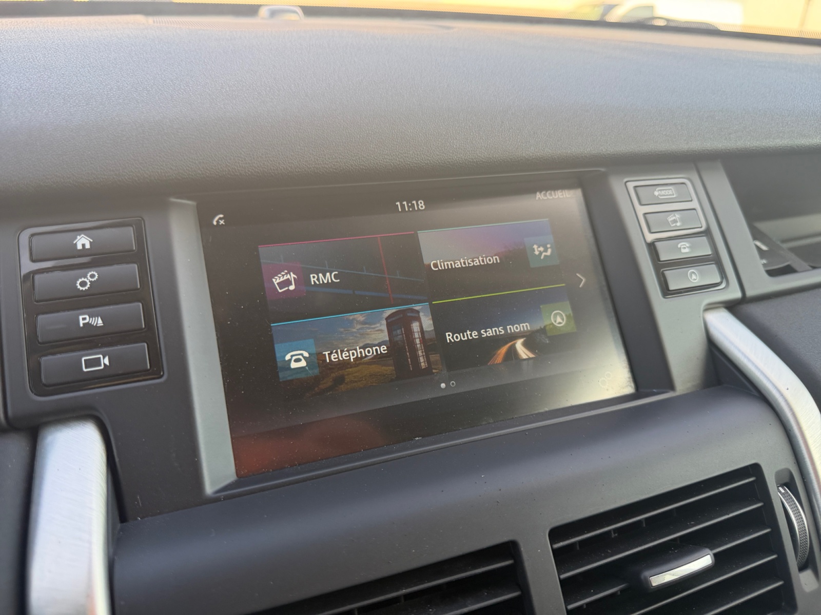 Land Rover Discovery Sport 18