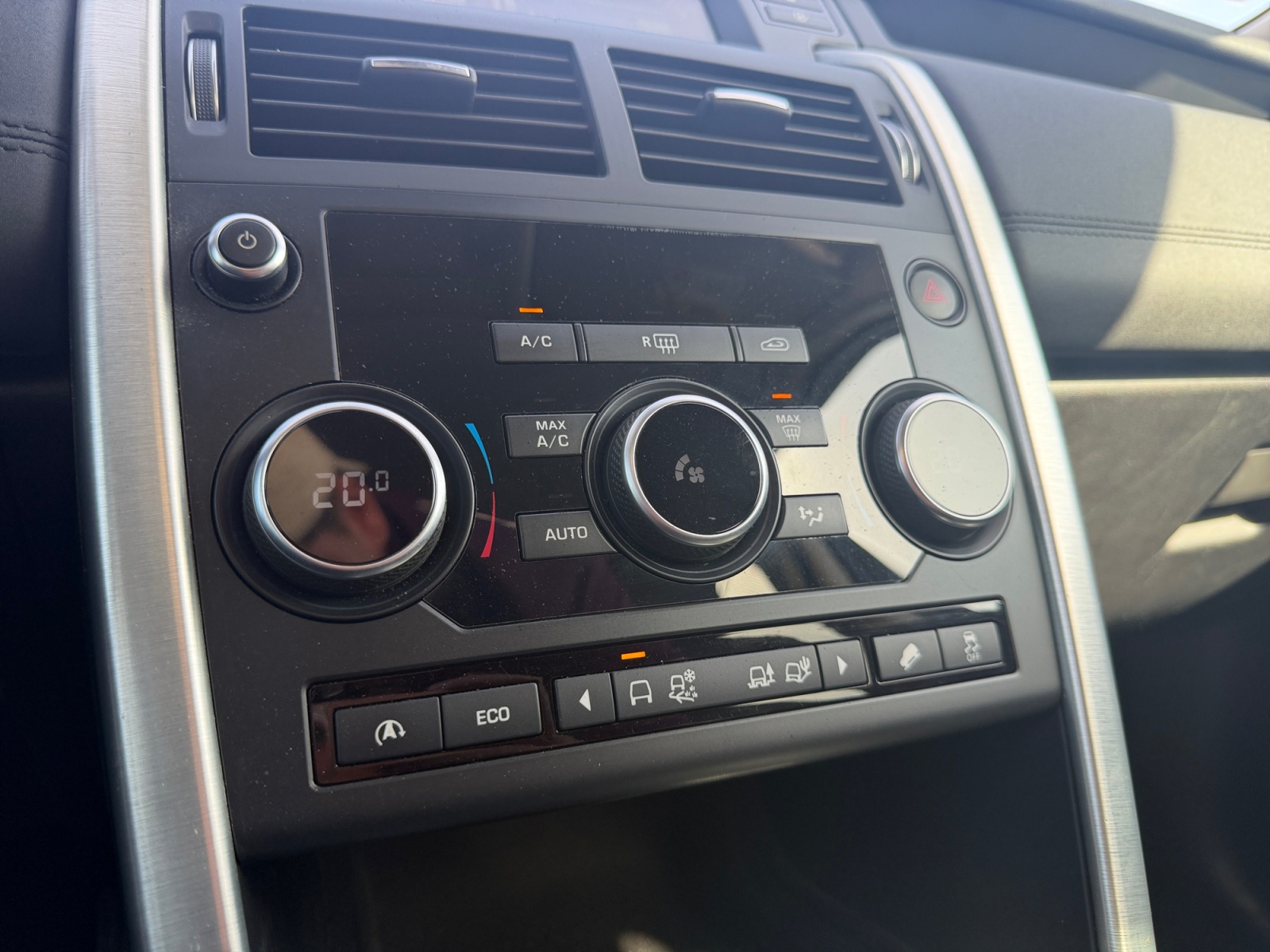 Land Rover Discovery Sport 19