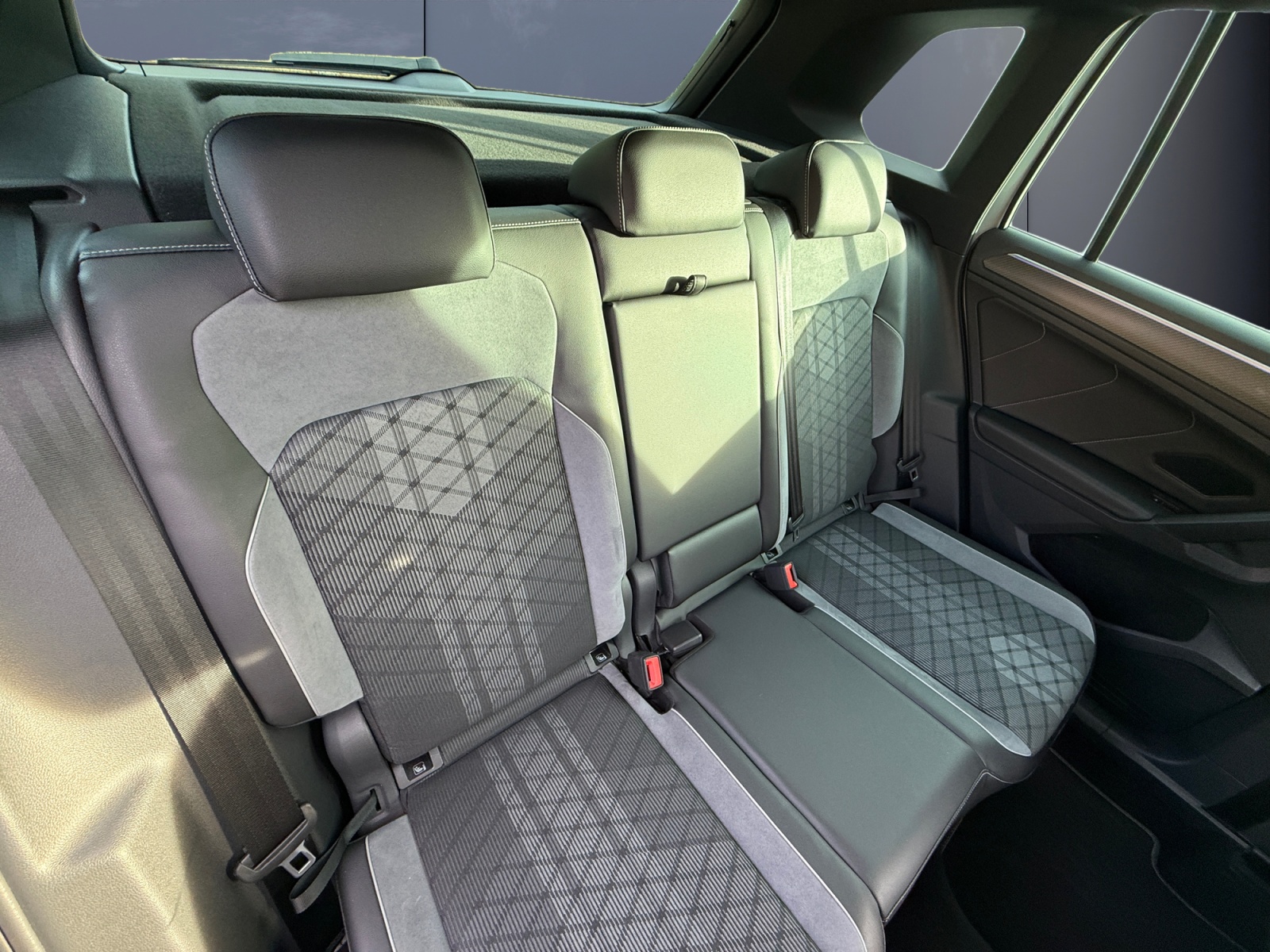 Volkswagen Tiguan 11
