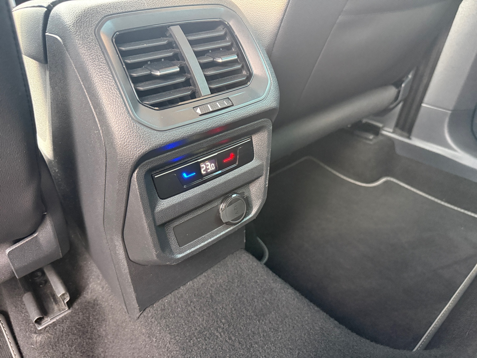 Volkswagen Tiguan 26