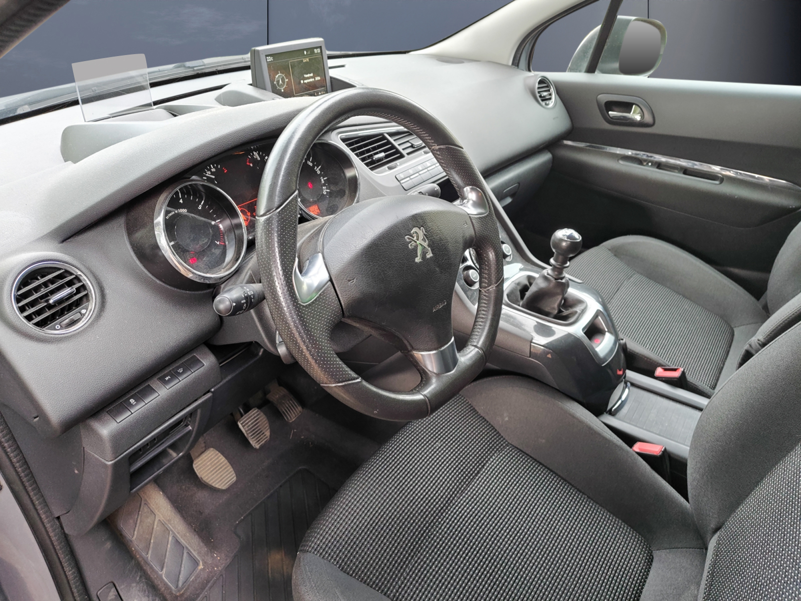 Peugeot 5008 8