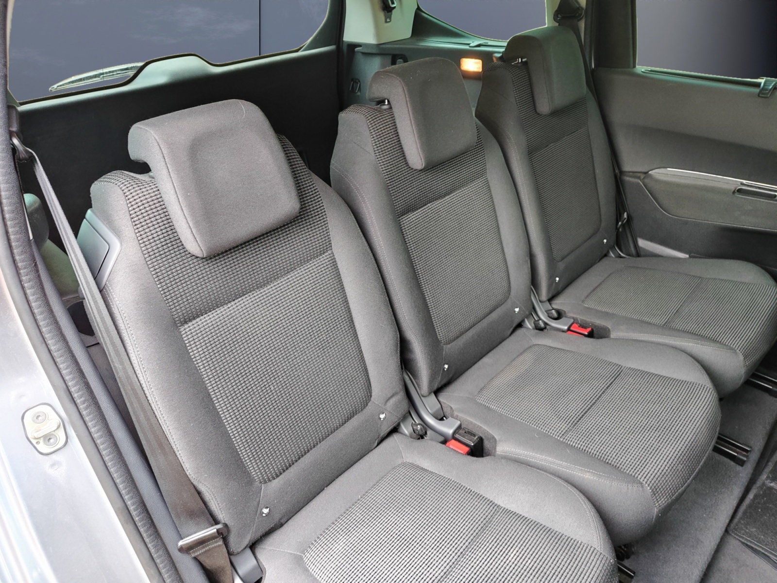 Peugeot 5008 11