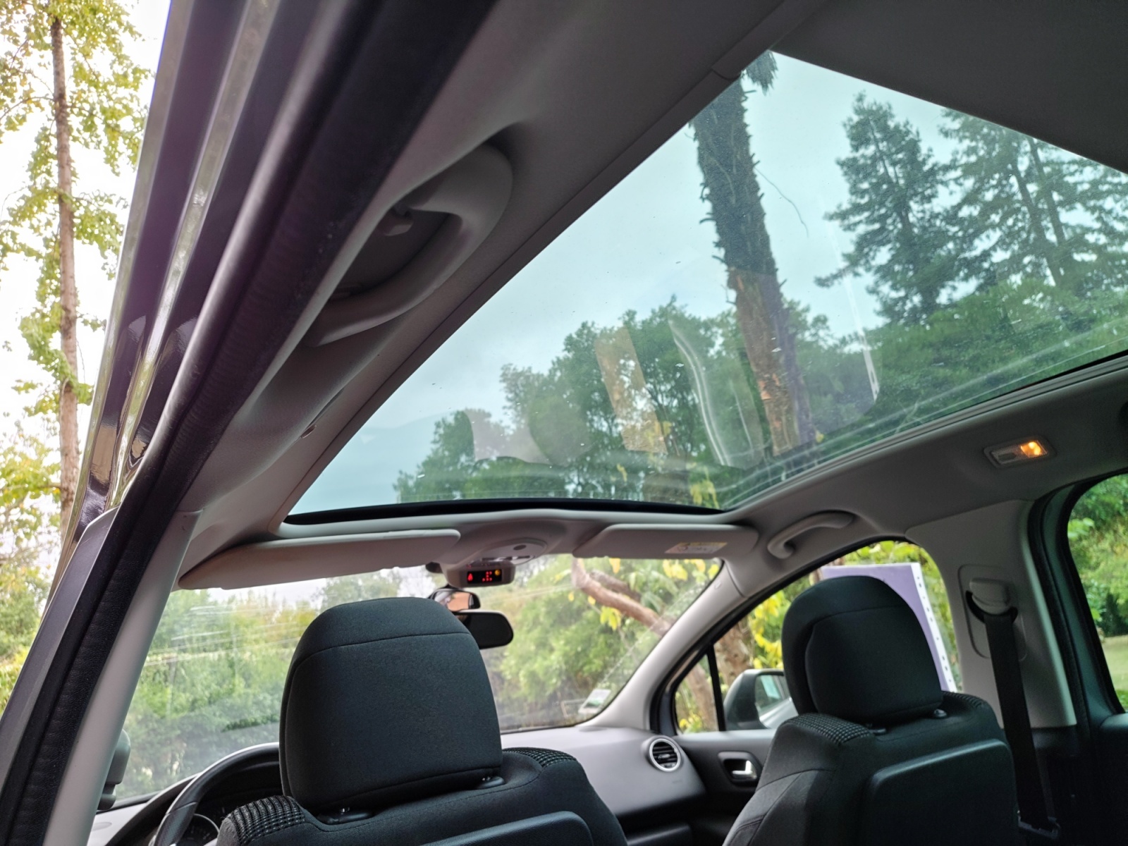 Peugeot 5008 31