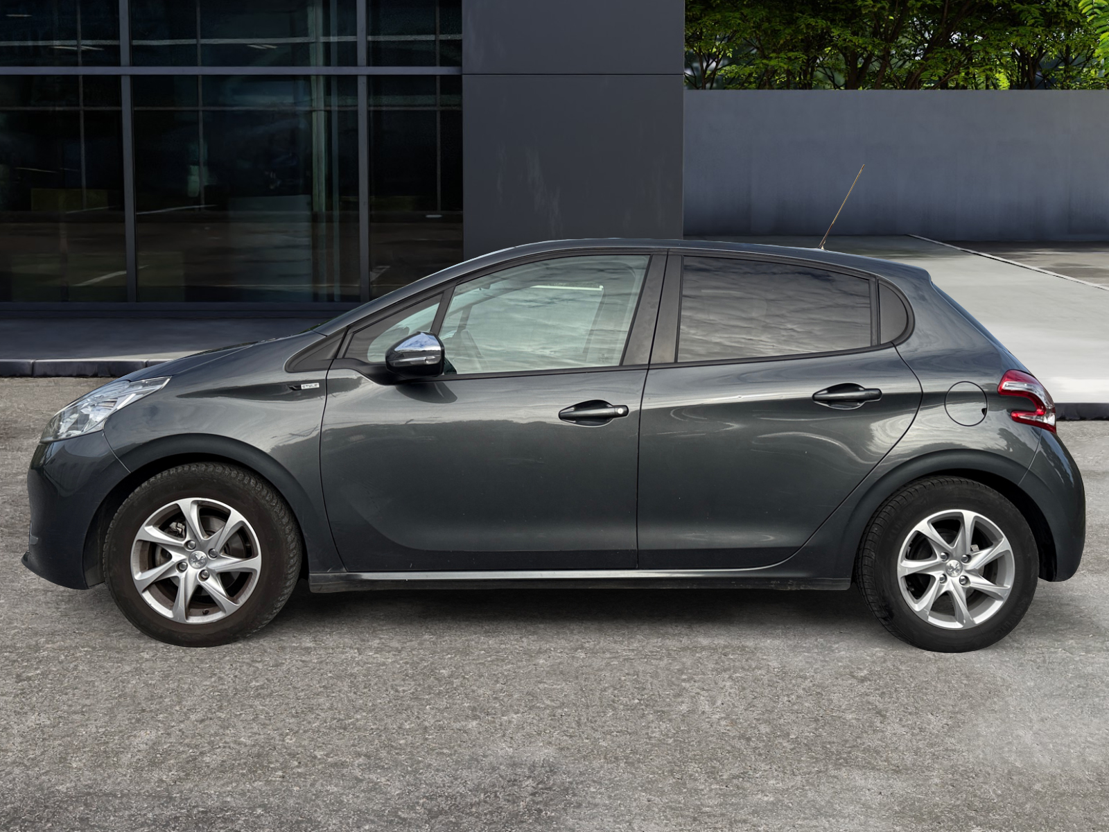Peugeot 208 1