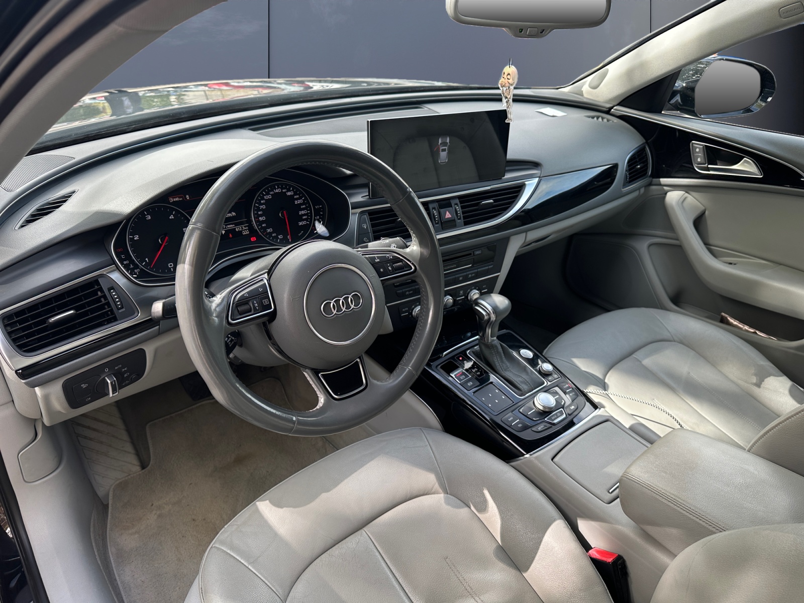 Audi A6 8