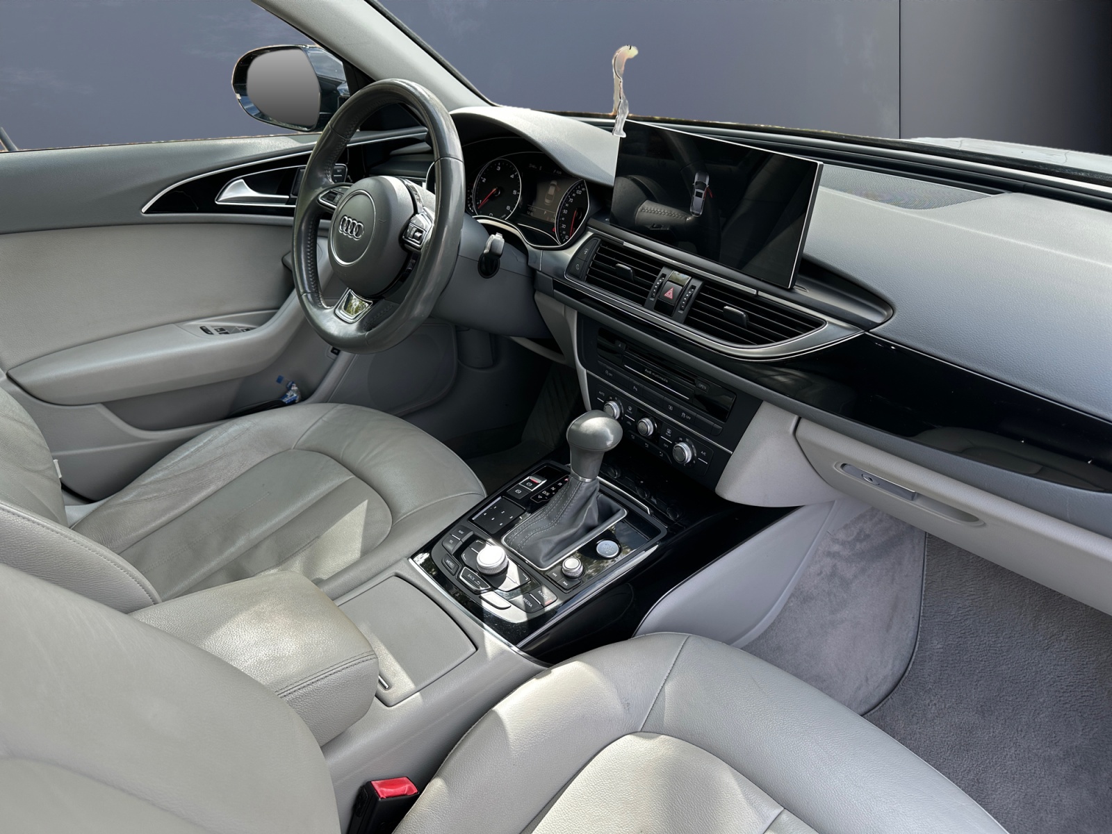 Audi A6 12
