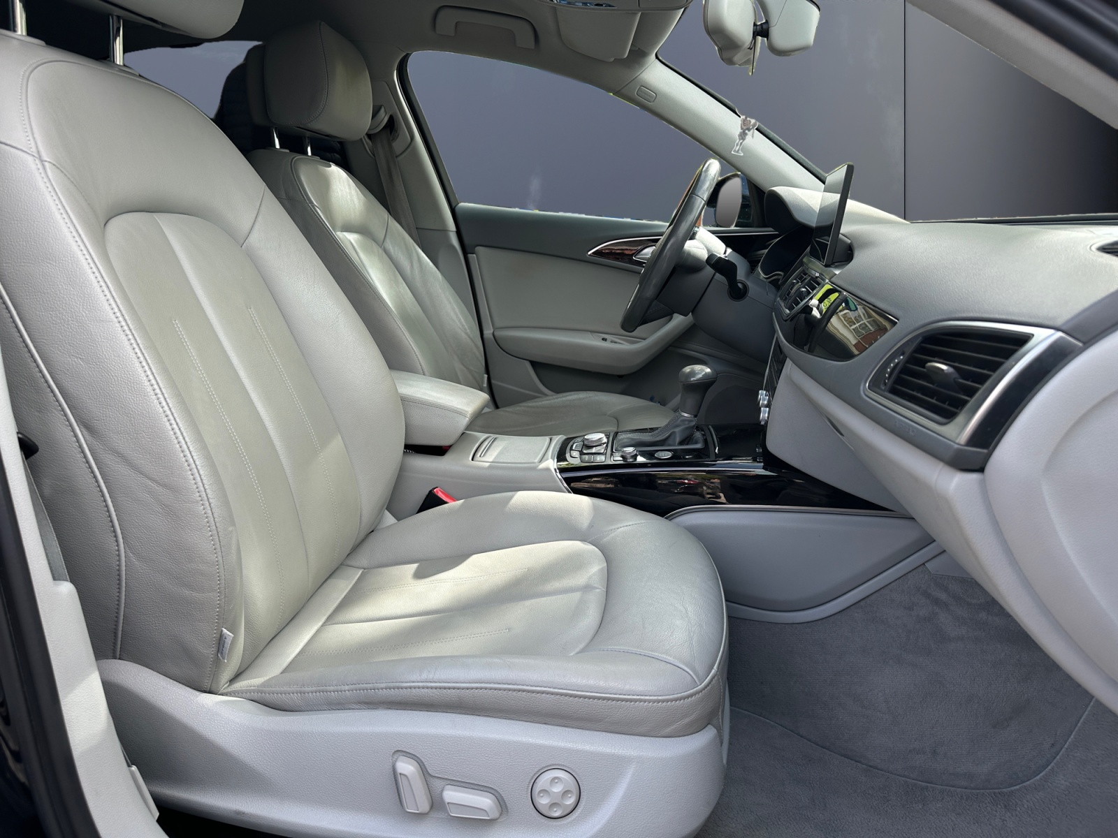 Audi A6 13