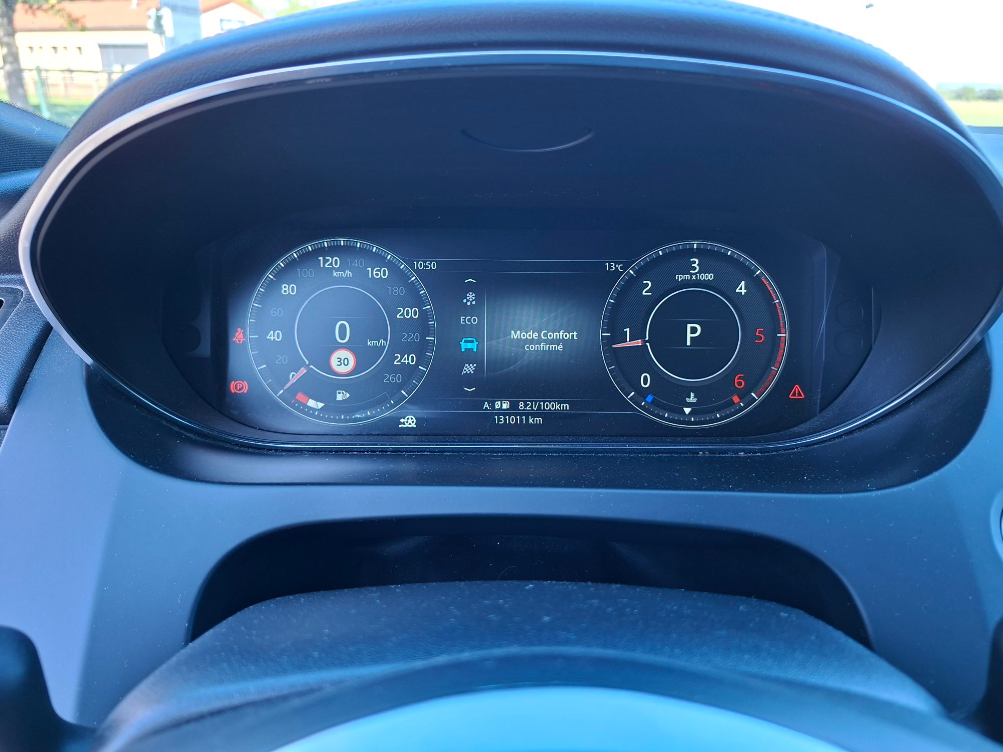 Jaguar E-Pace 19