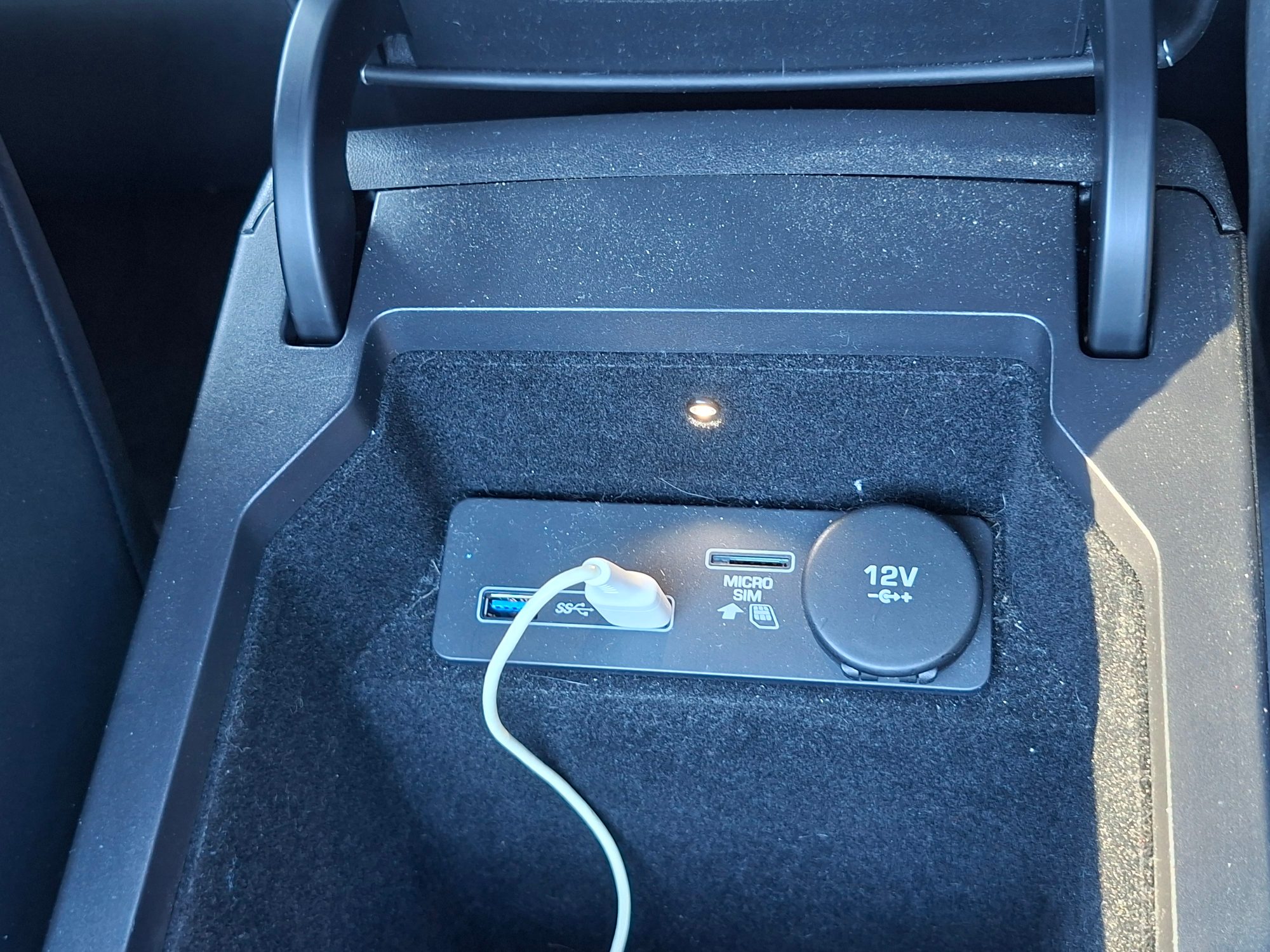 Jaguar E-Pace 43