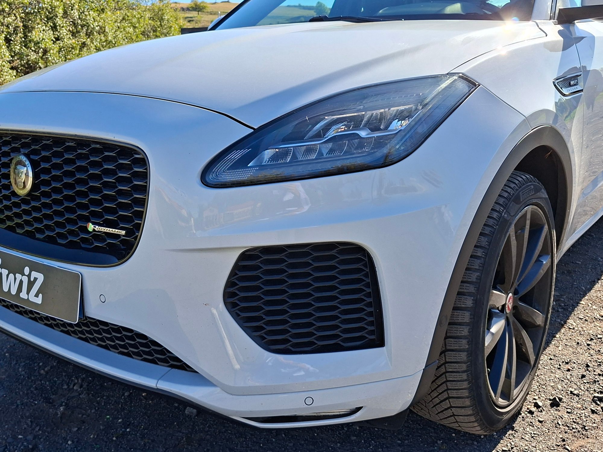 Jaguar E-Pace 48