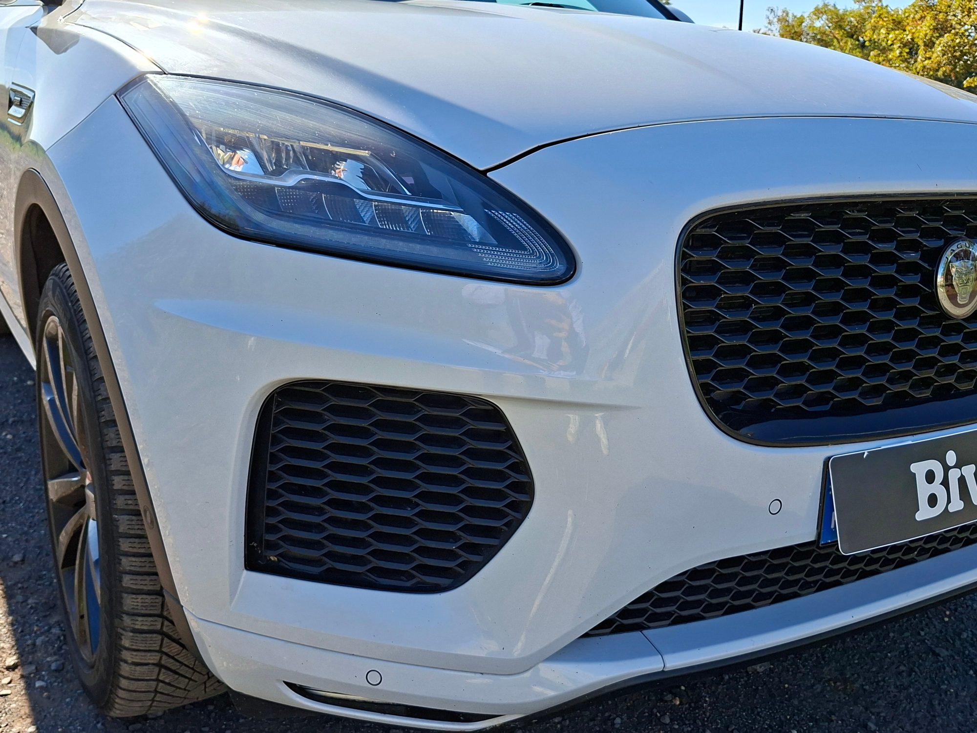 Jaguar E-Pace 49