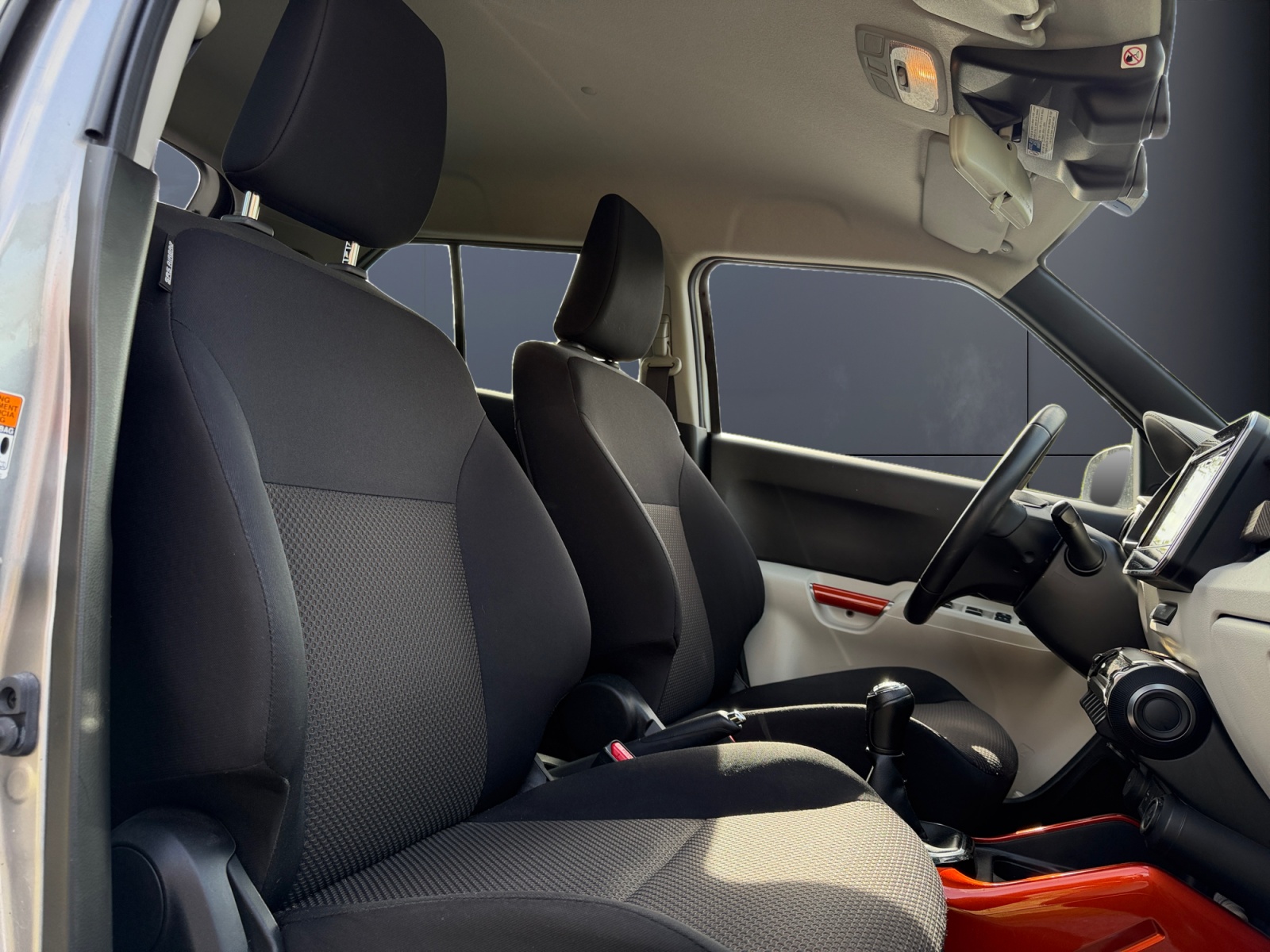 Suzuki Ignis 13