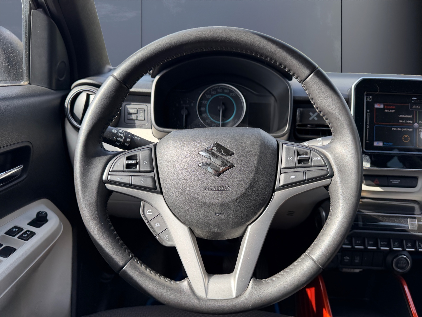 Suzuki Ignis 15