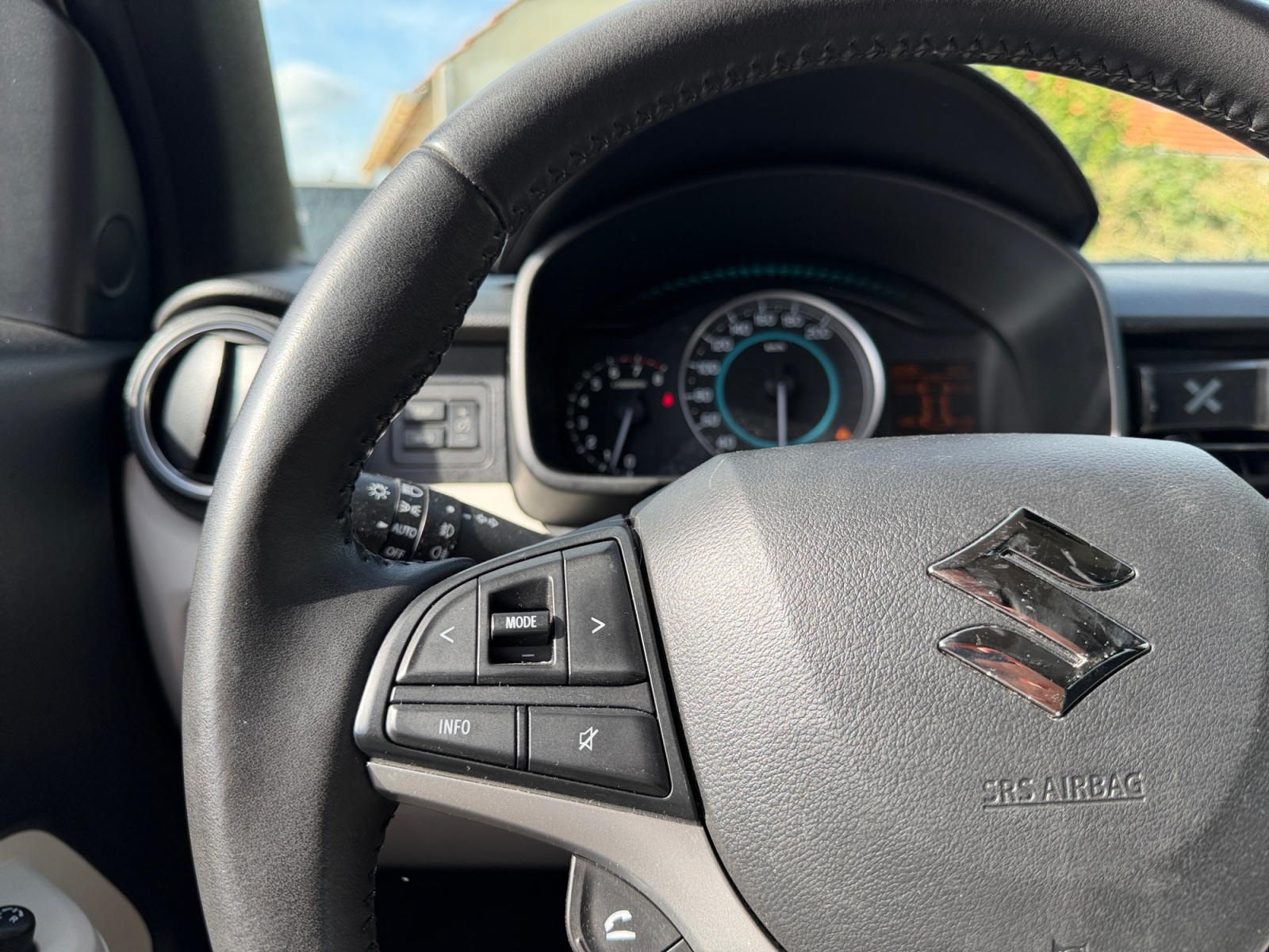 Suzuki Ignis 21