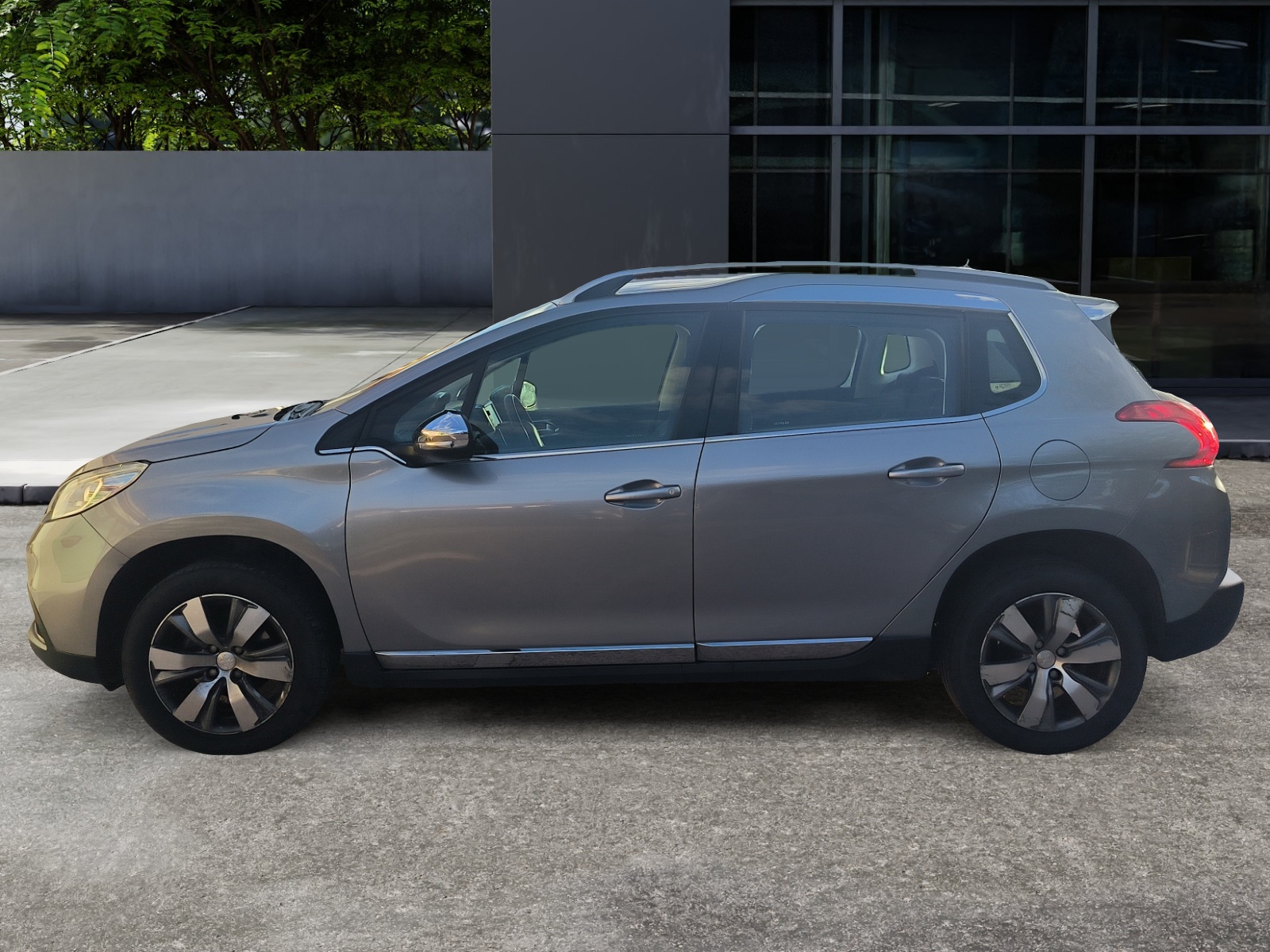 Peugeot 2008 1