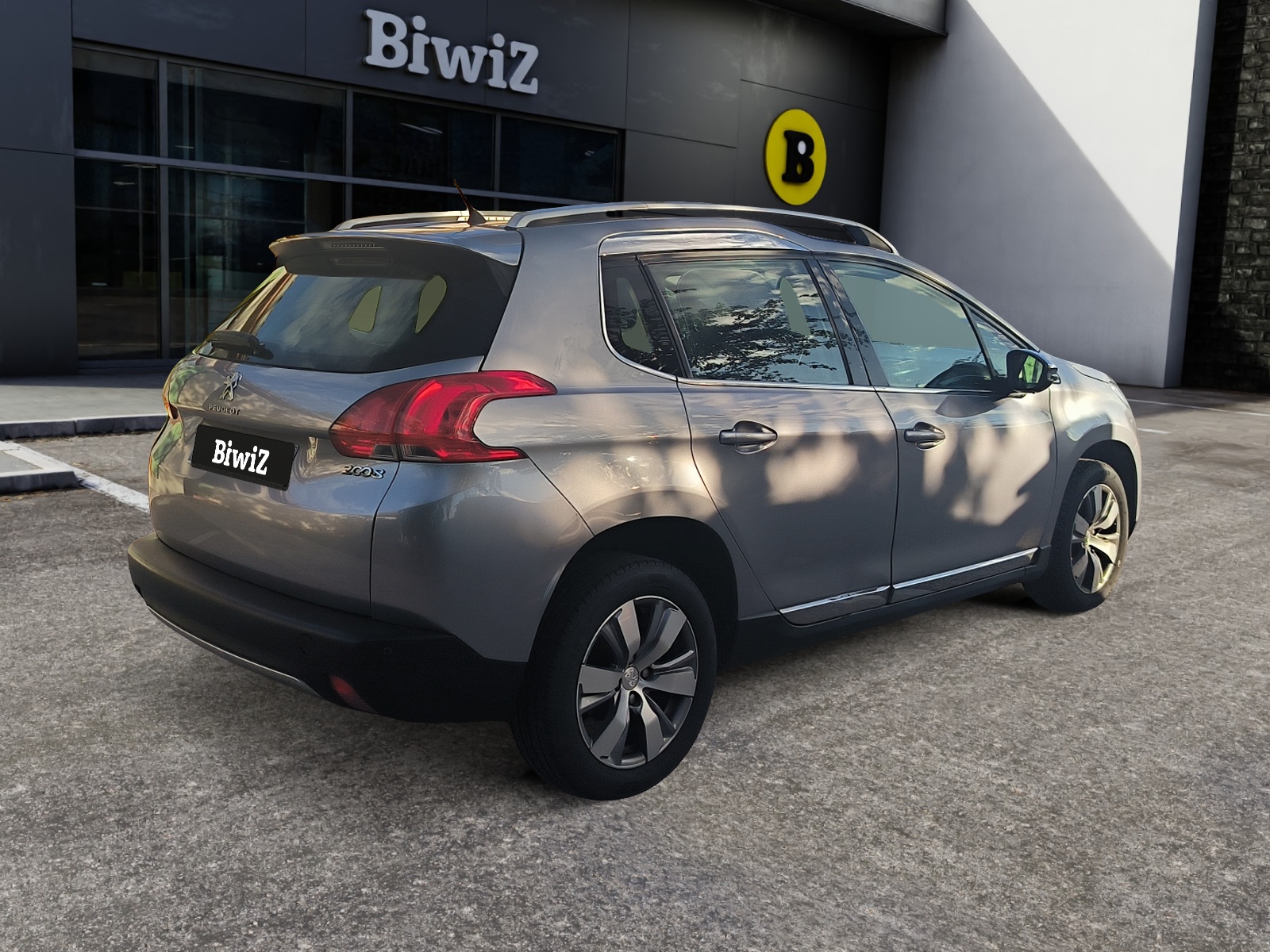 Peugeot 2008 4