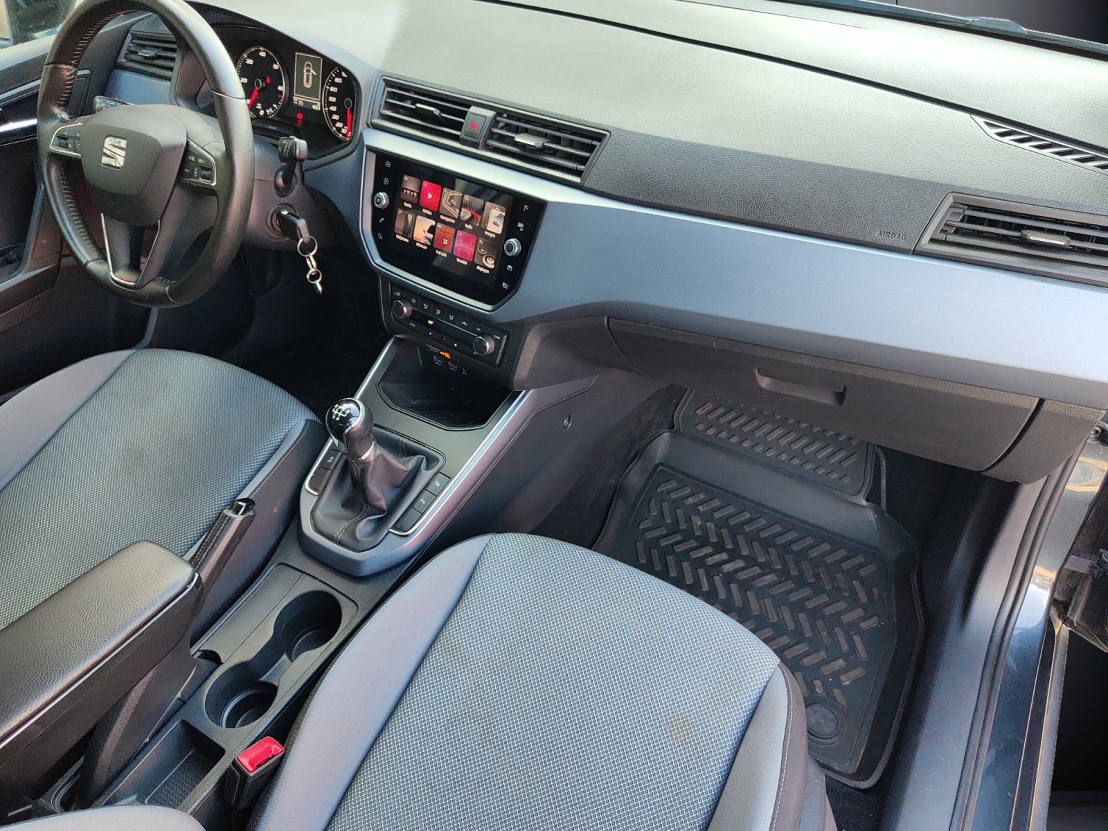 Seat Arona 12