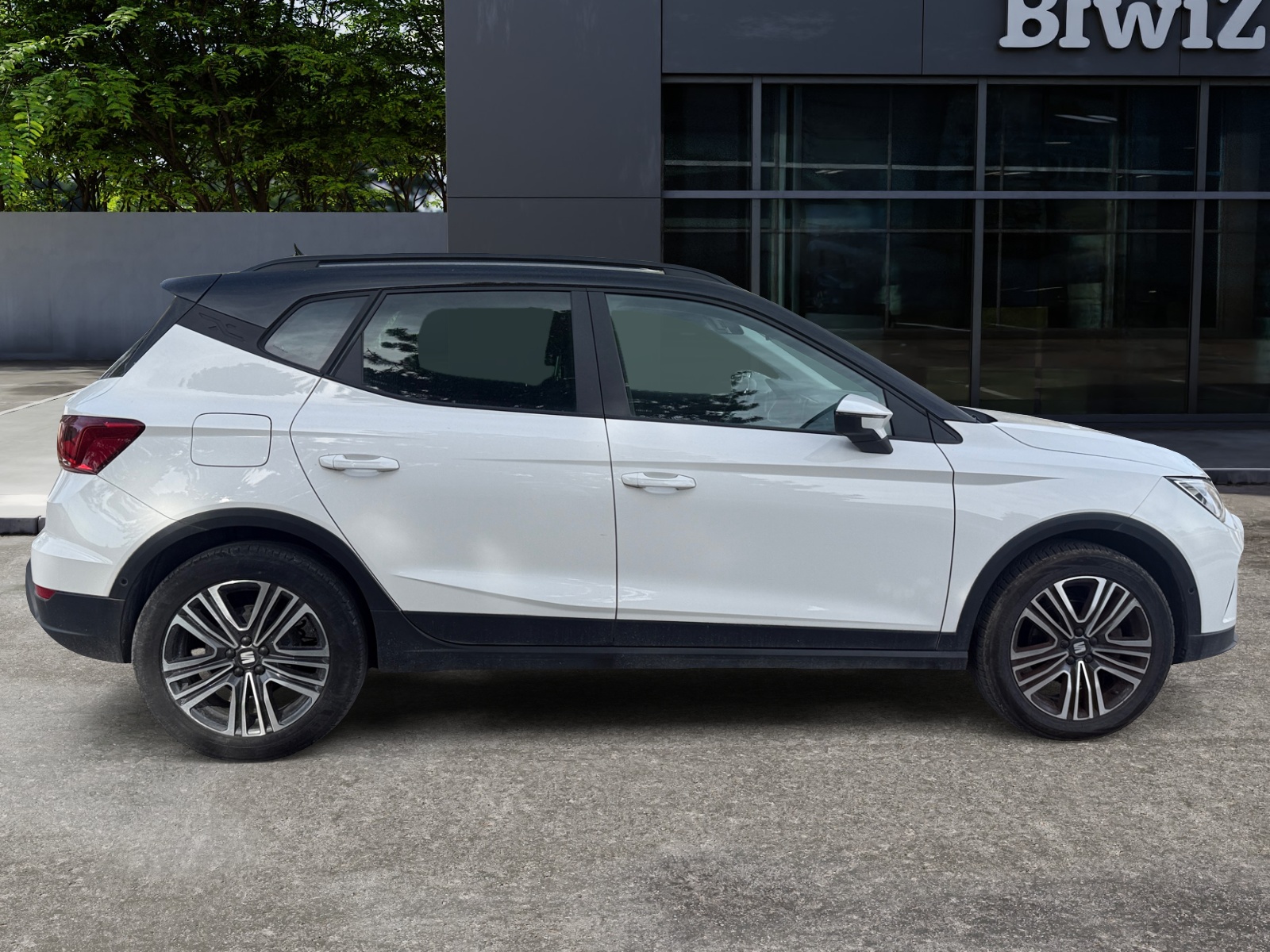 Seat Arona 5