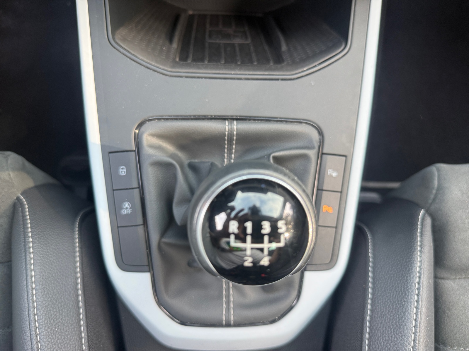 Seat Arona 15