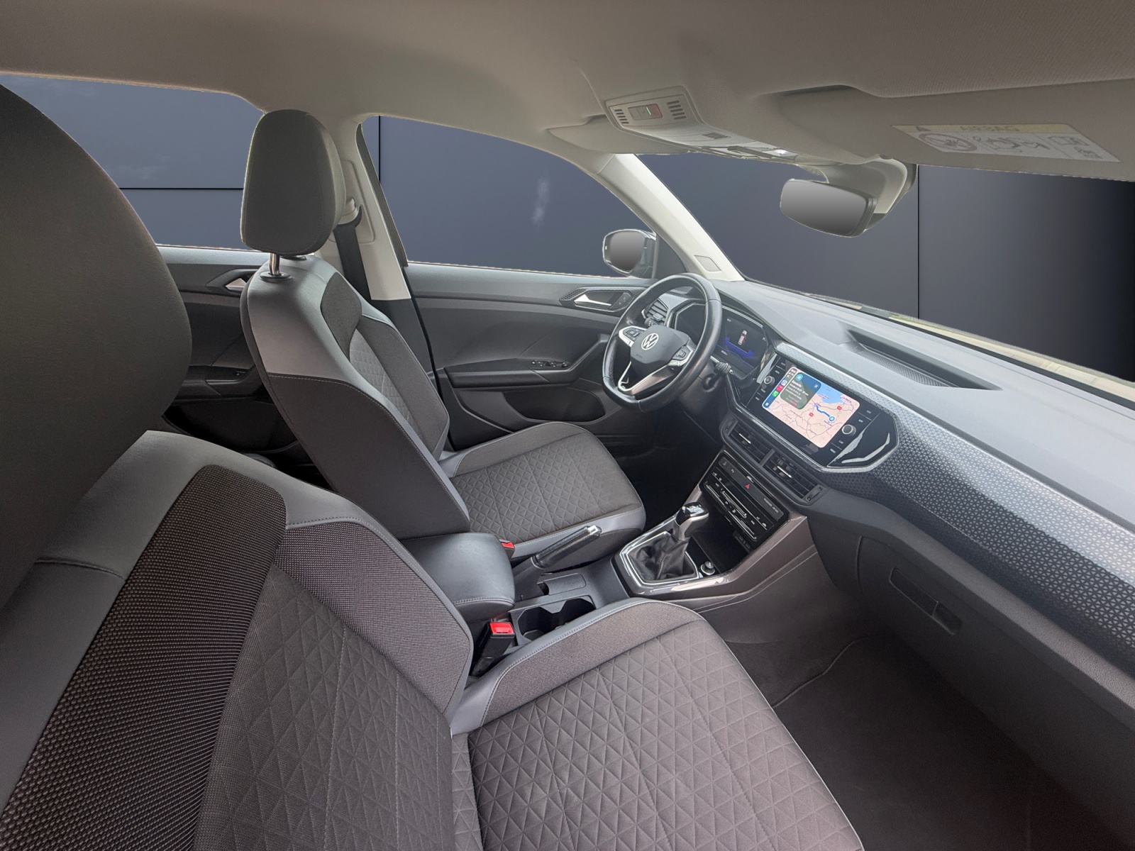Volkswagen T-Cross 12