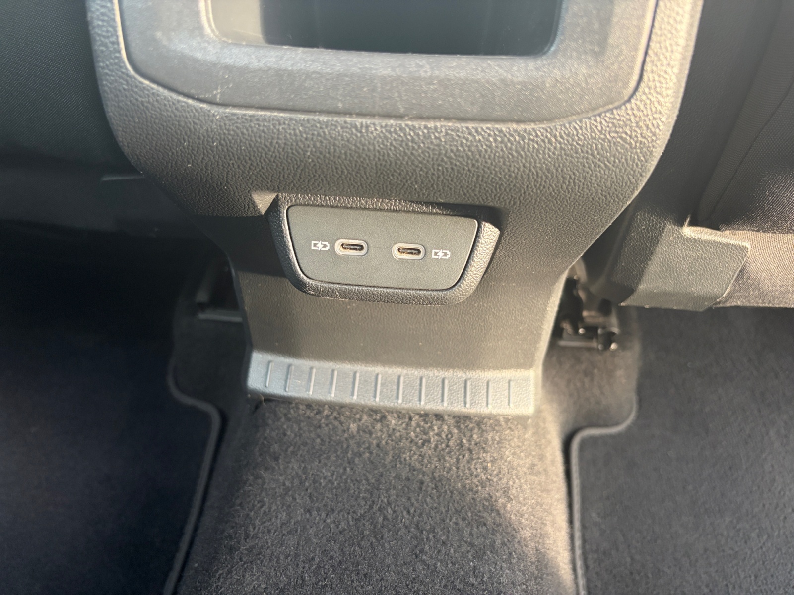 Volkswagen T-Cross 29