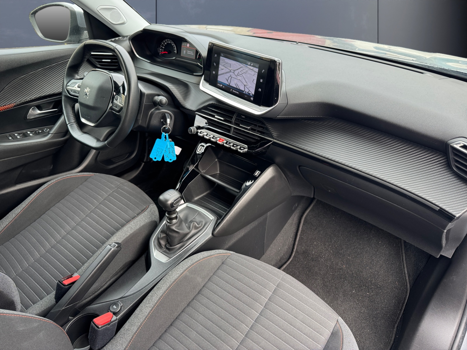 Peugeot 2008 12